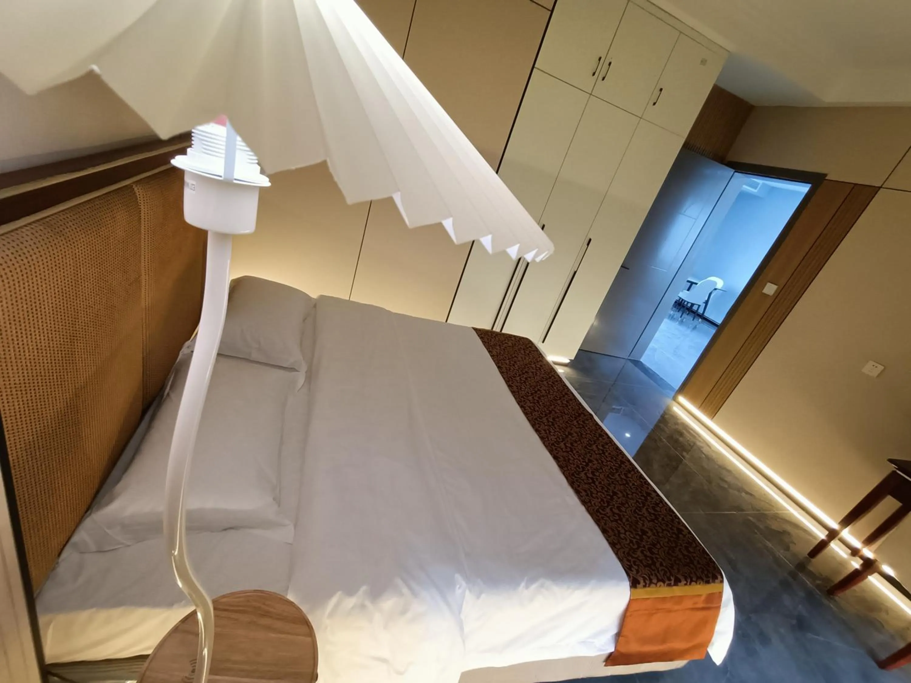 bunk bed, Bed in 悦丰酒店广州银丰国际公寓北站店