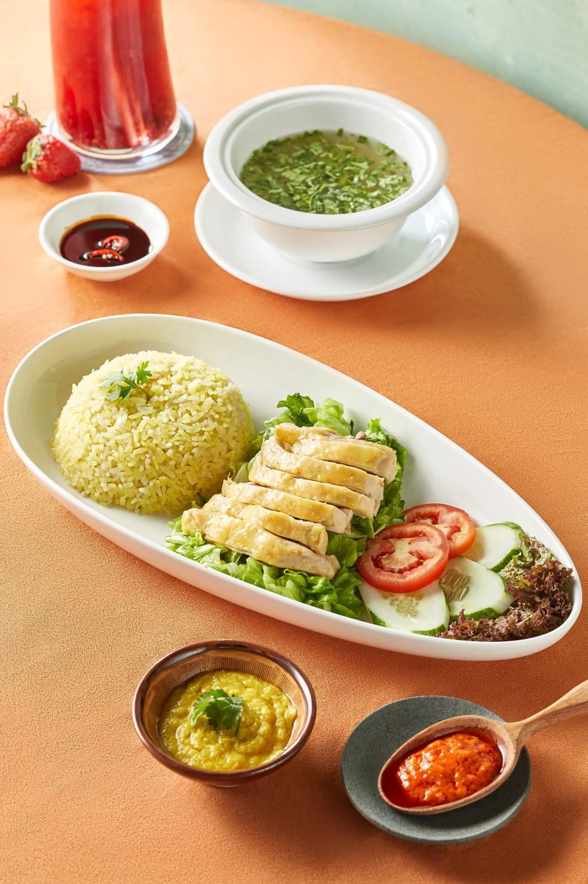 Restaurant/places to eat in Daeha Serviced Apartment