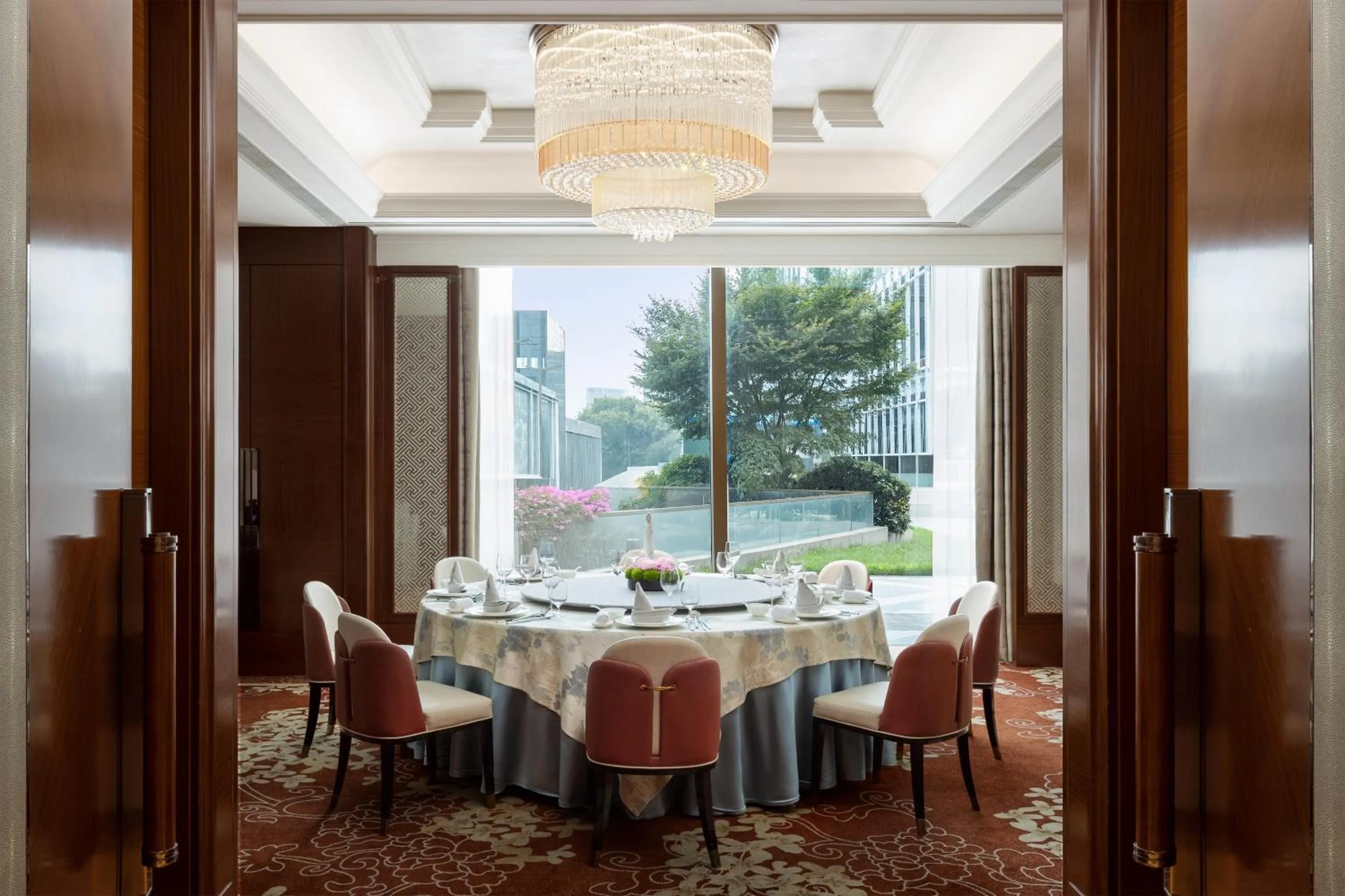 Restaurant/places to eat in Shangri-La Nanjing