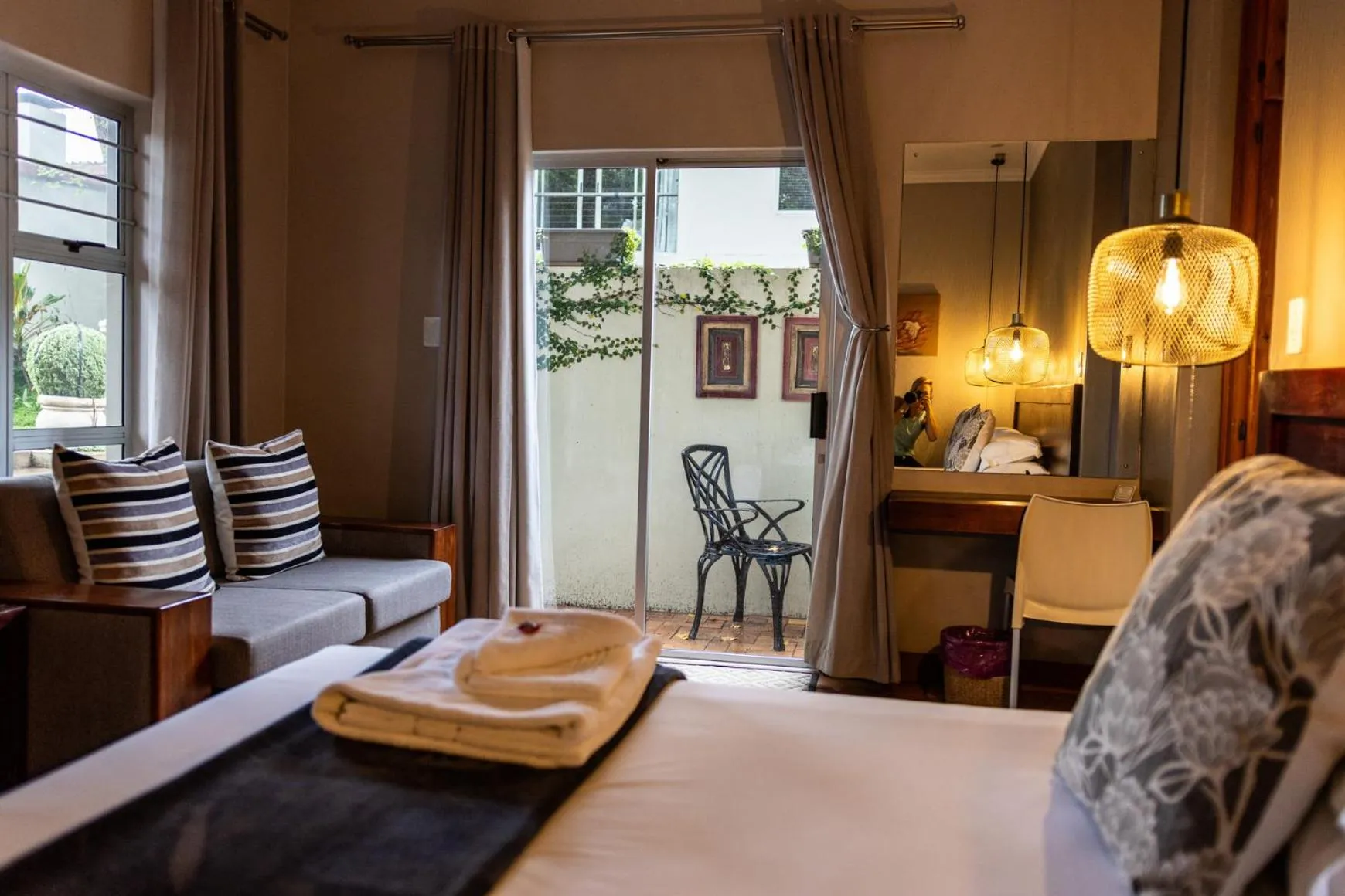 Bedroom, Bed in Elegant Lodge & Conference Center