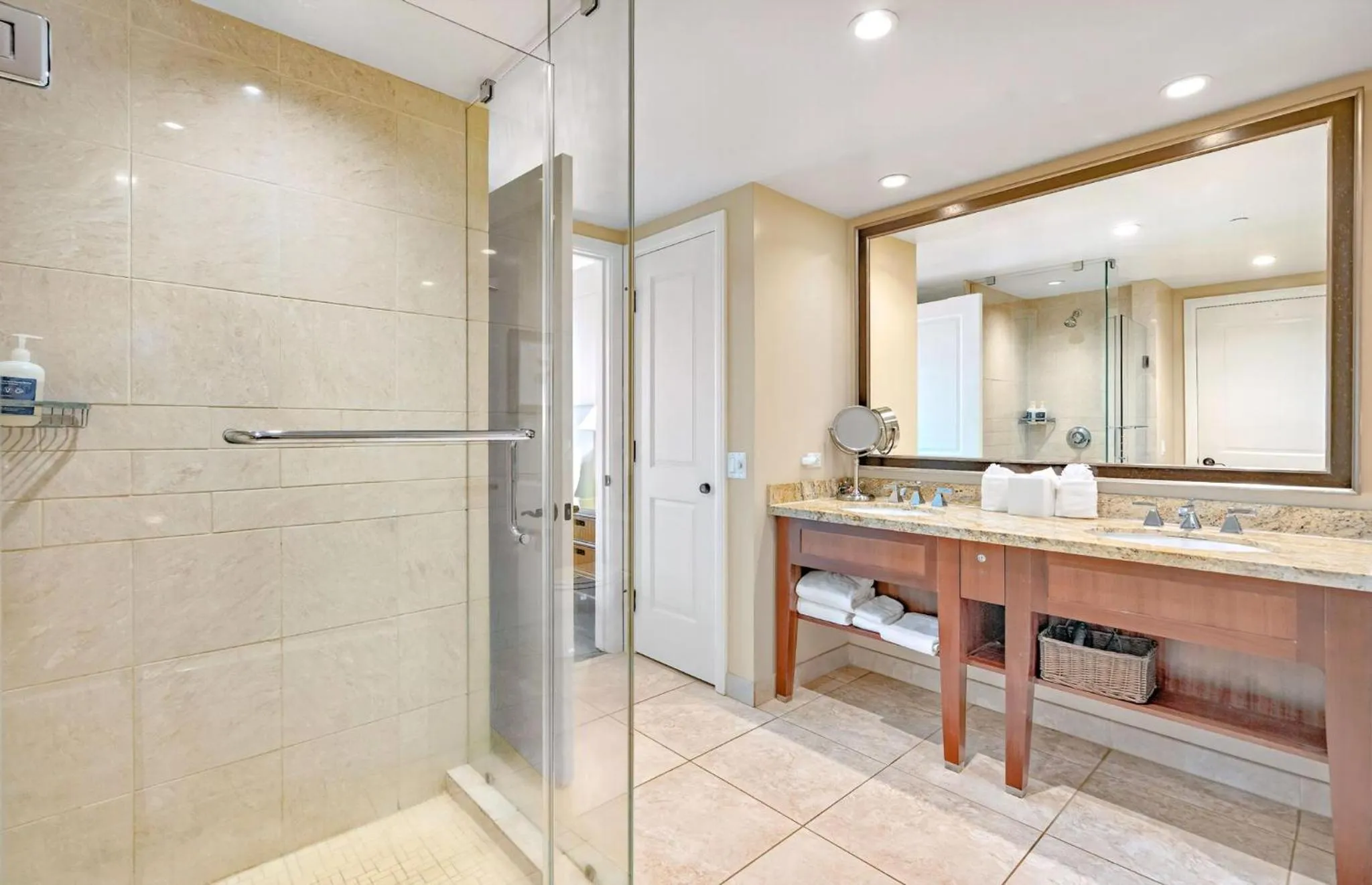 Property building in Honua Kai Resort And Spa By Maui Resort Rentals