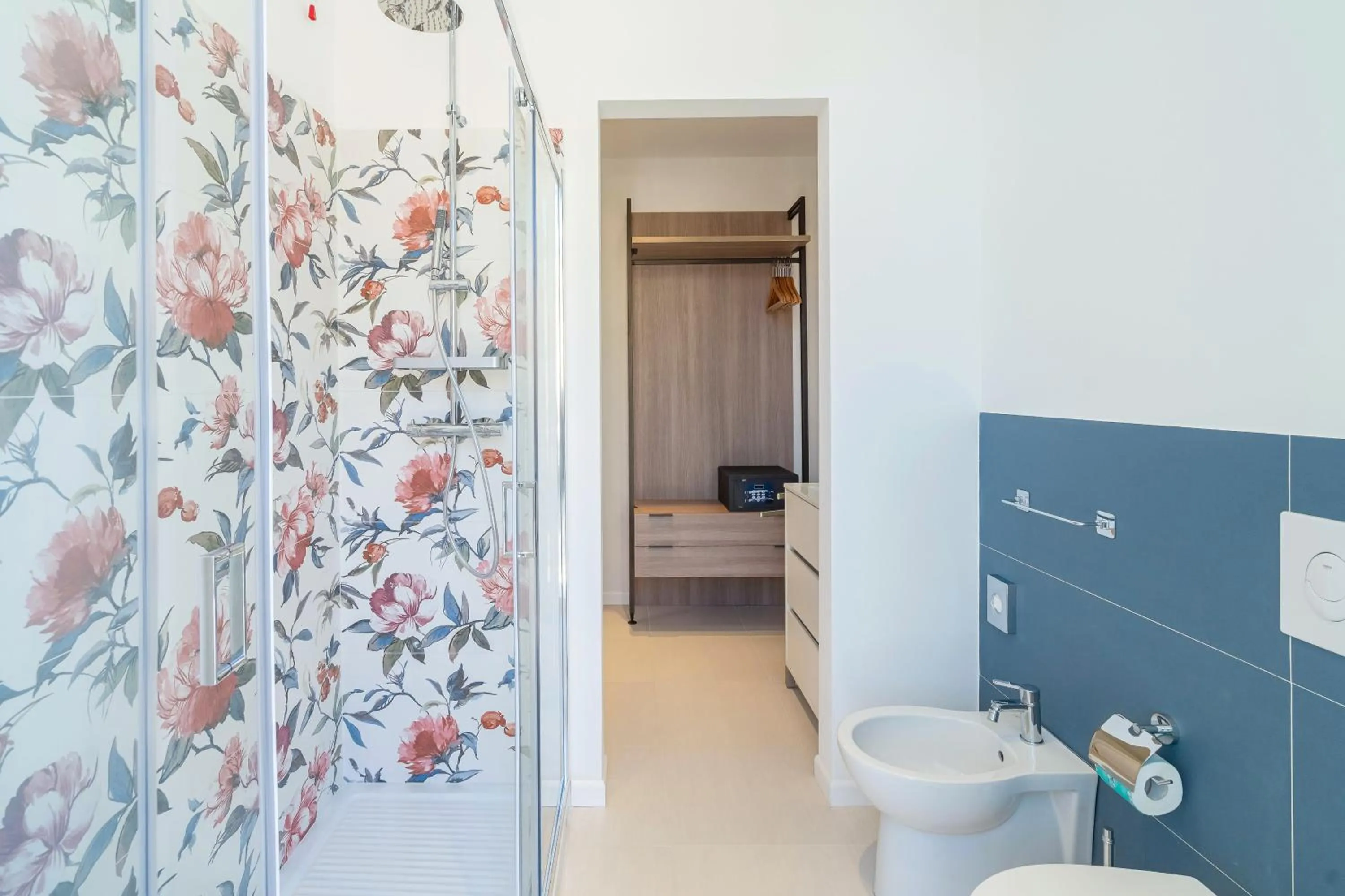 Shower in Dimore delle Zagare Molo