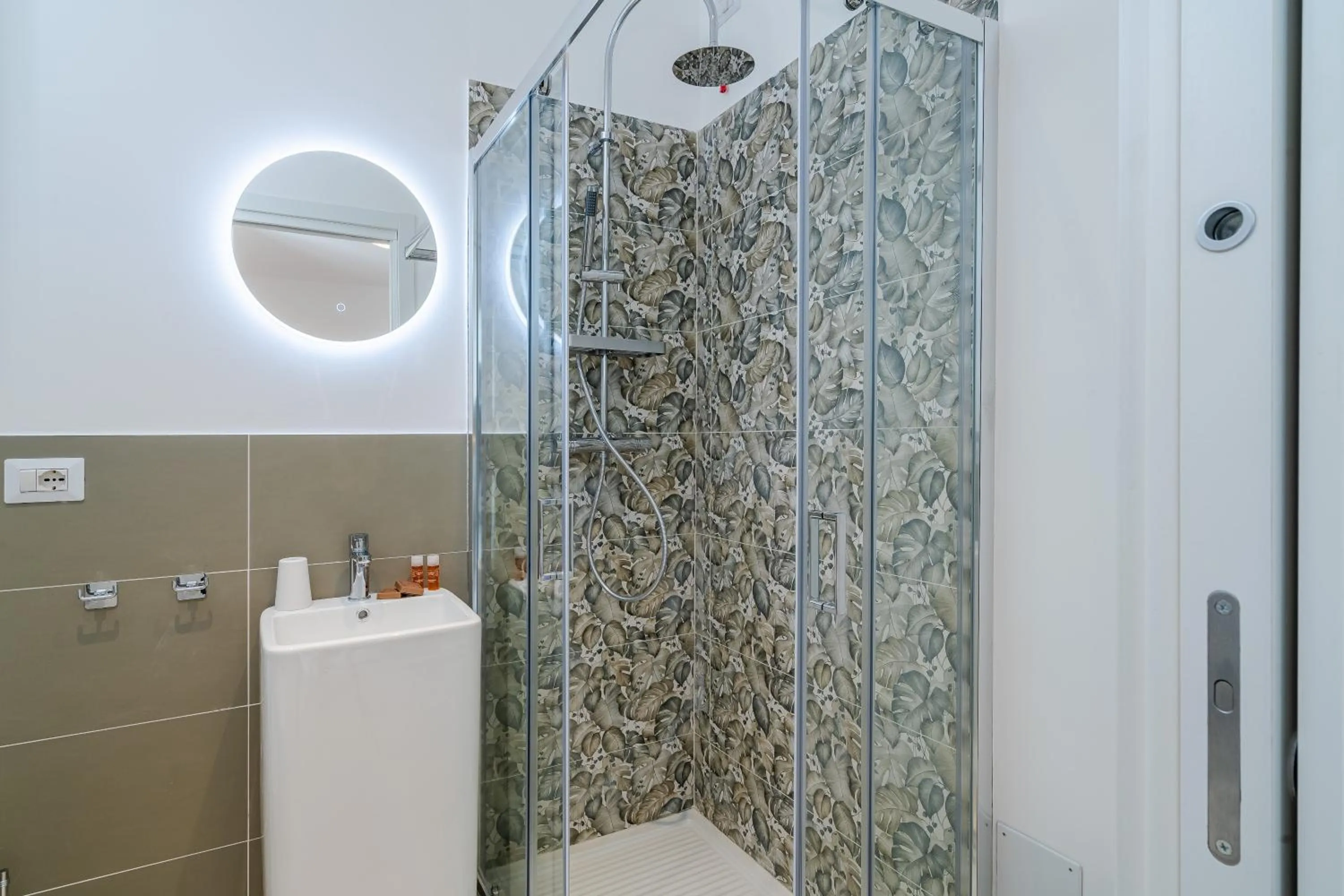 Shower in Dimore delle Zagare Molo