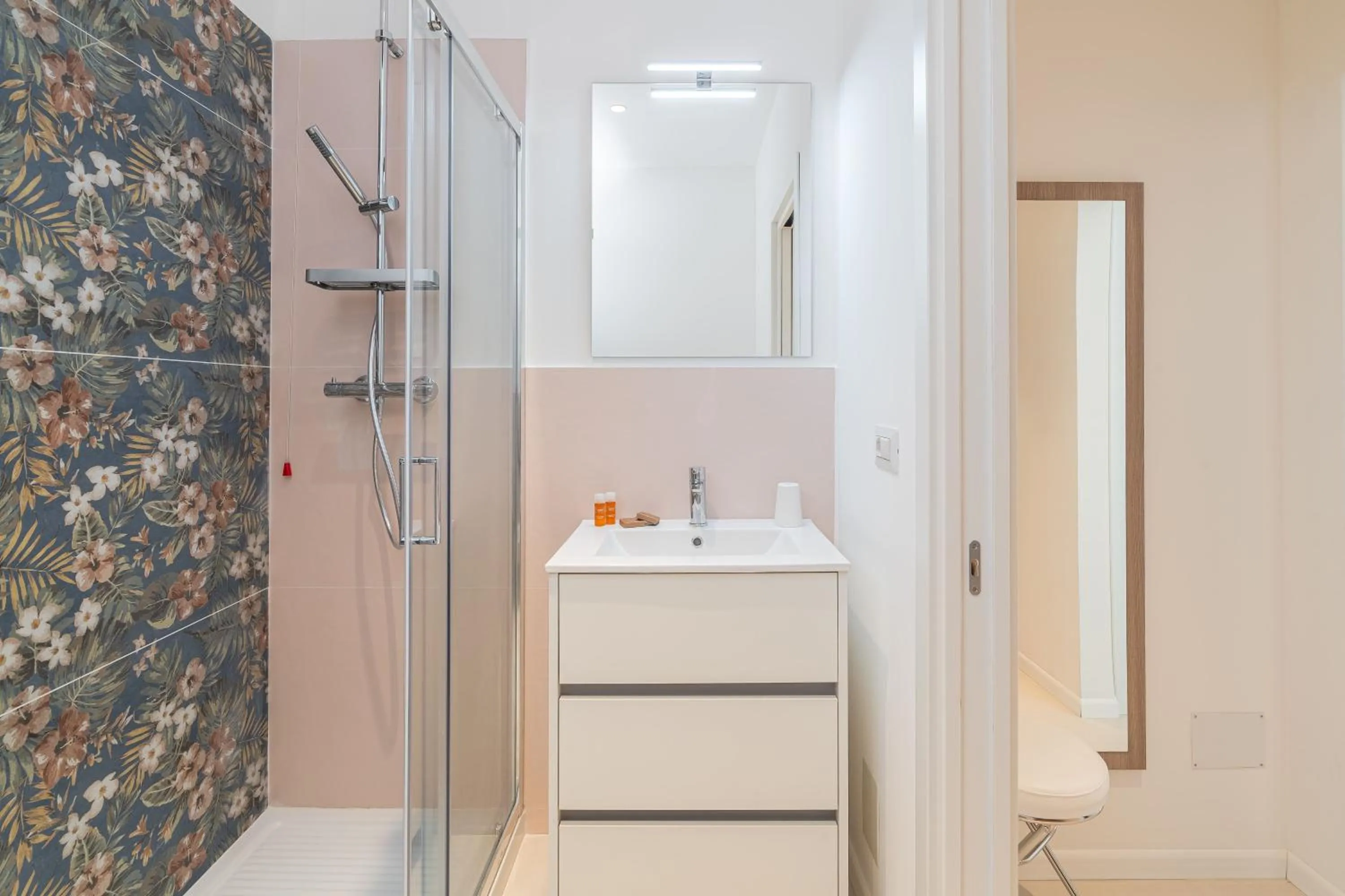 Shower in Dimore delle Zagare Molo