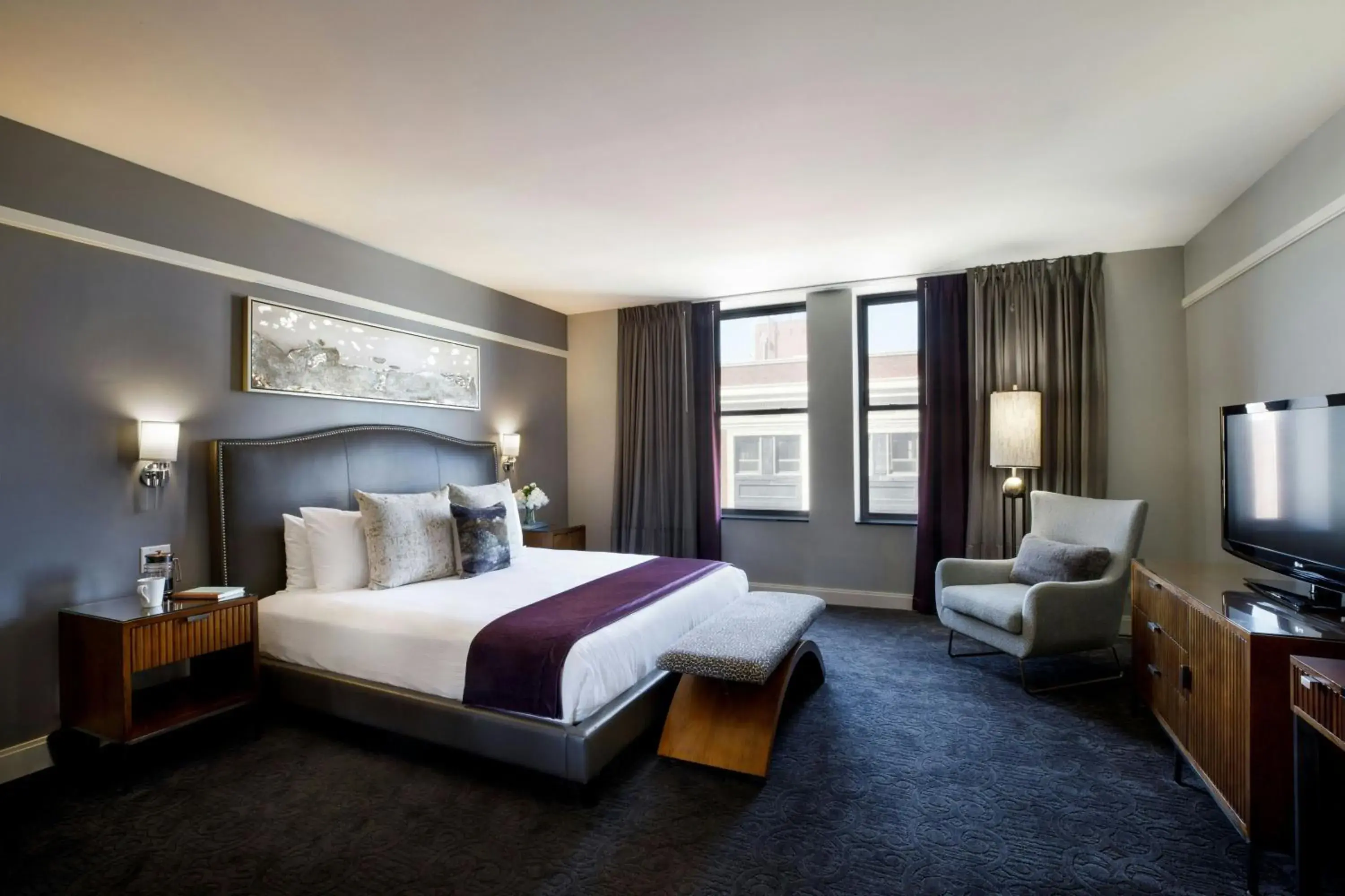 King Room in Ambassador Hotel Wichita, Autograph Collection King Room in Ambassador Hotel Wichita, Autograph Collection