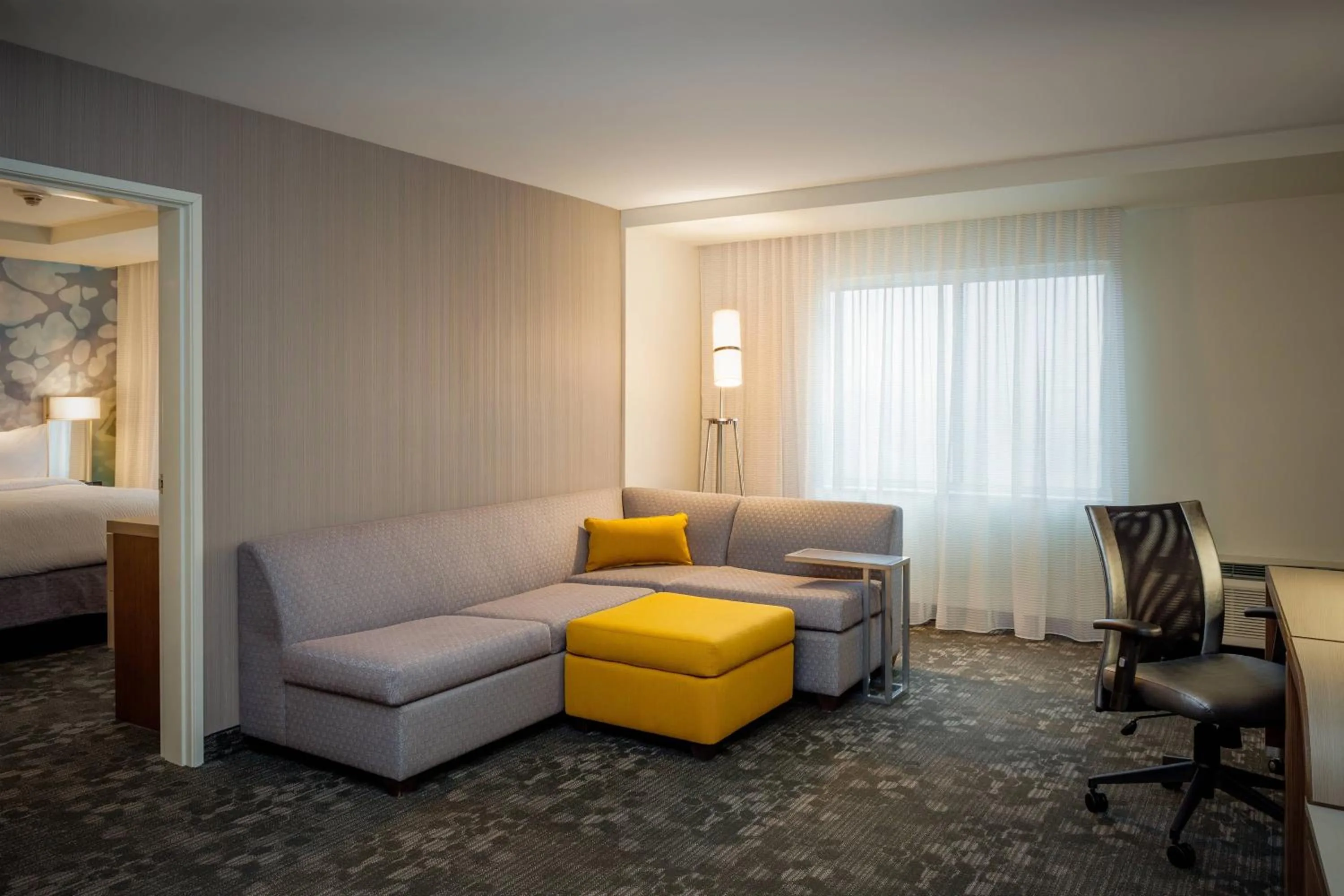 Photo of the whole room in Courtyard by Marriott Walla Walla