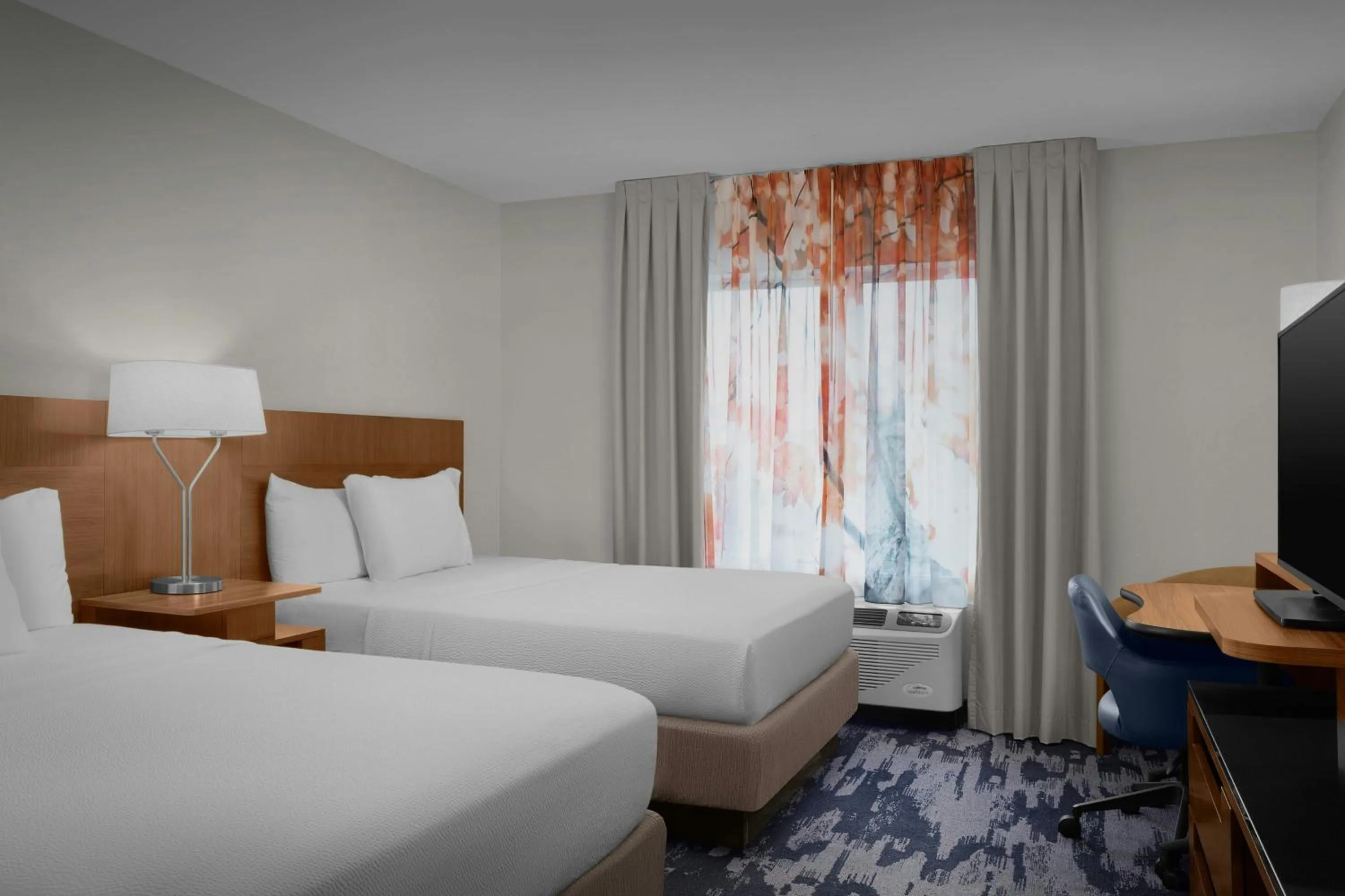 Photo of the whole room, Bed in Fairfield Inn & Suites by Marriott Fayetteville North