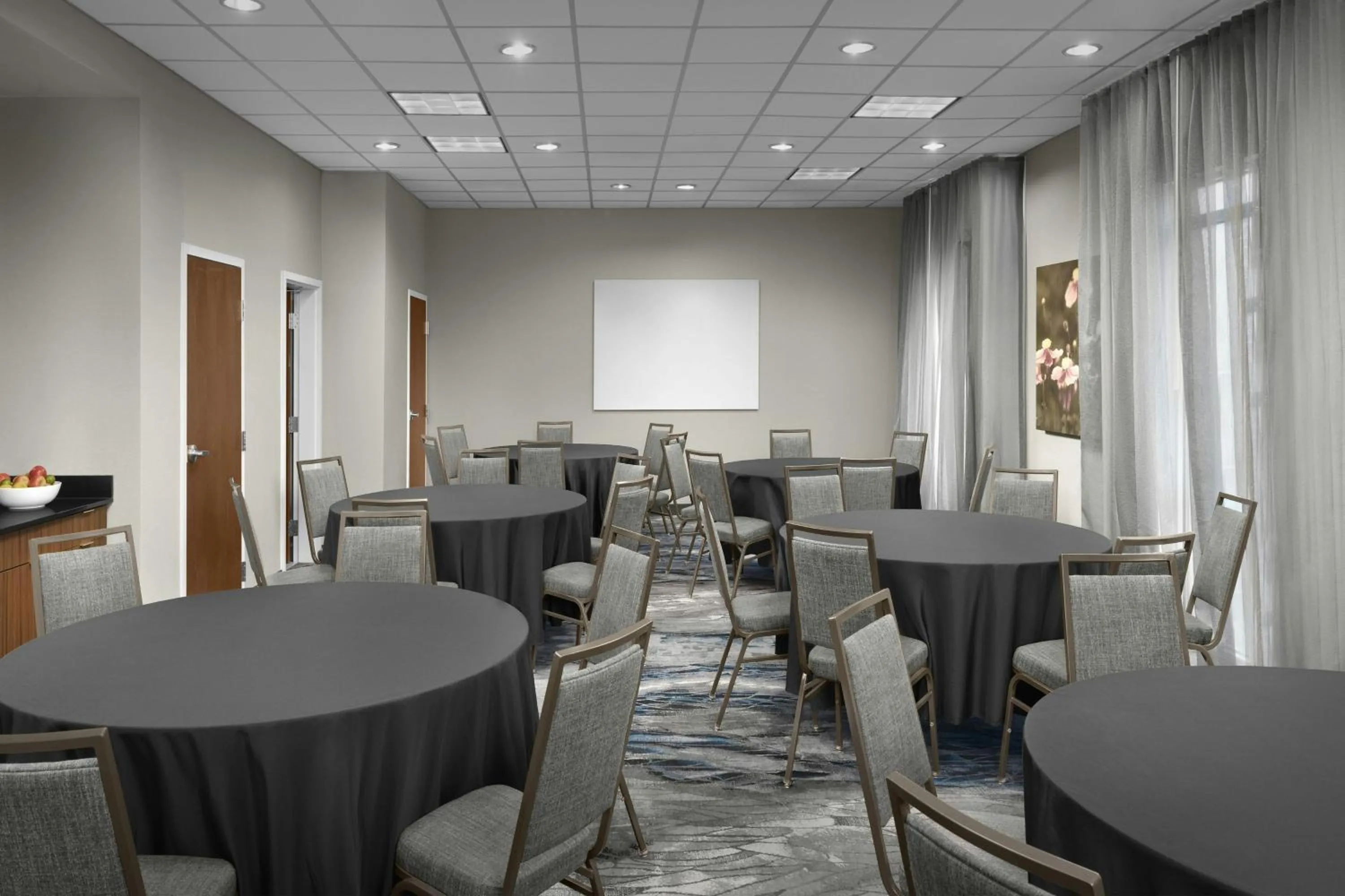 Meeting/conference room in Fairfield Inn & Suites by Marriott Fayetteville North