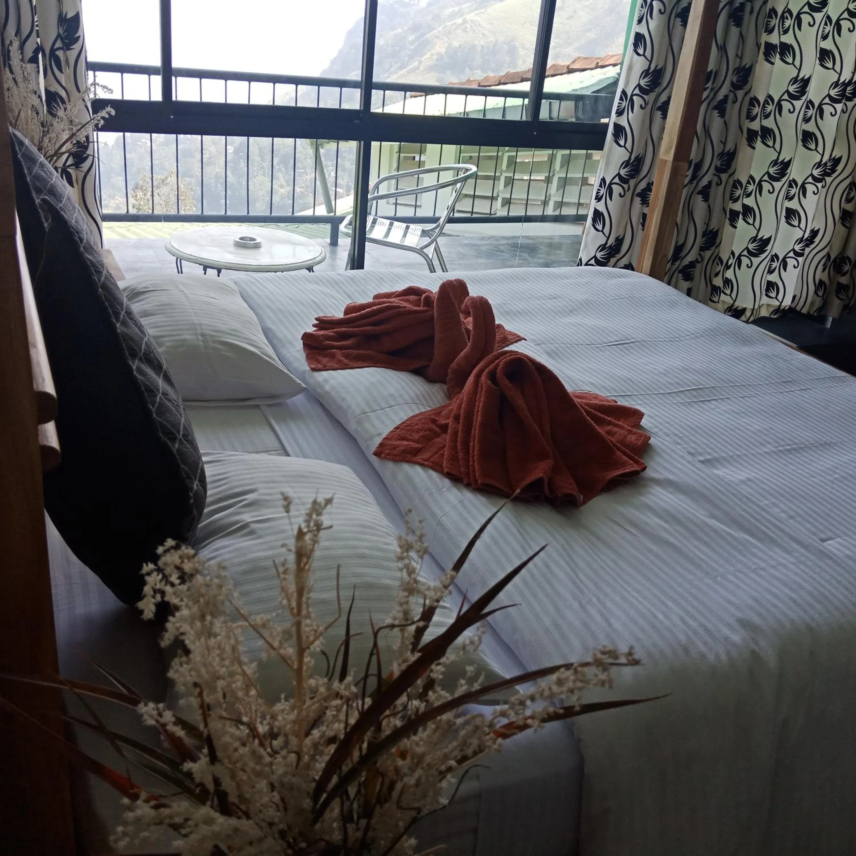 Bedroom, Bed in Ella Gap Panorama