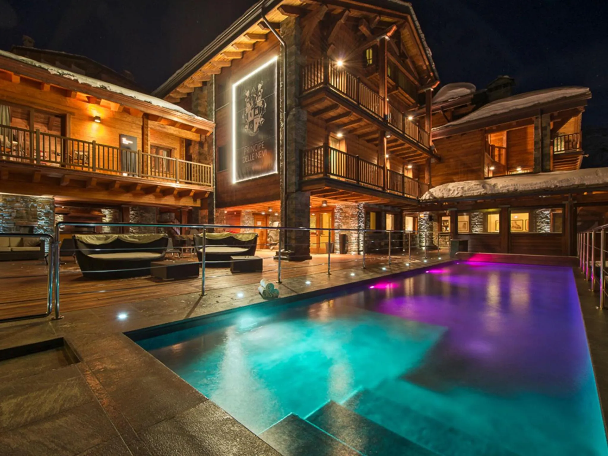 Property building in Hotel Principe delle Nevi