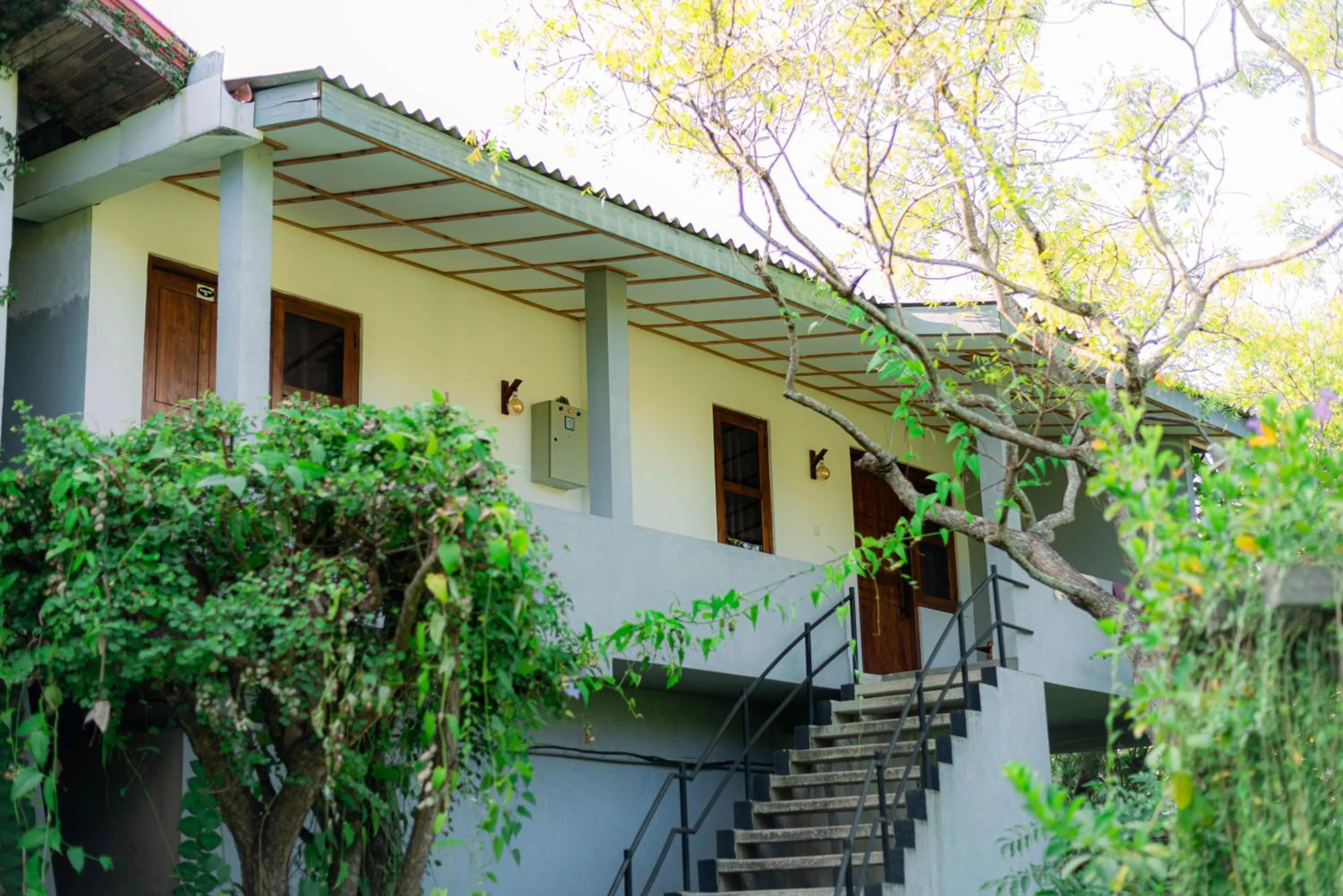 Property building in Eco Hotel Black & White - Anuradhapura