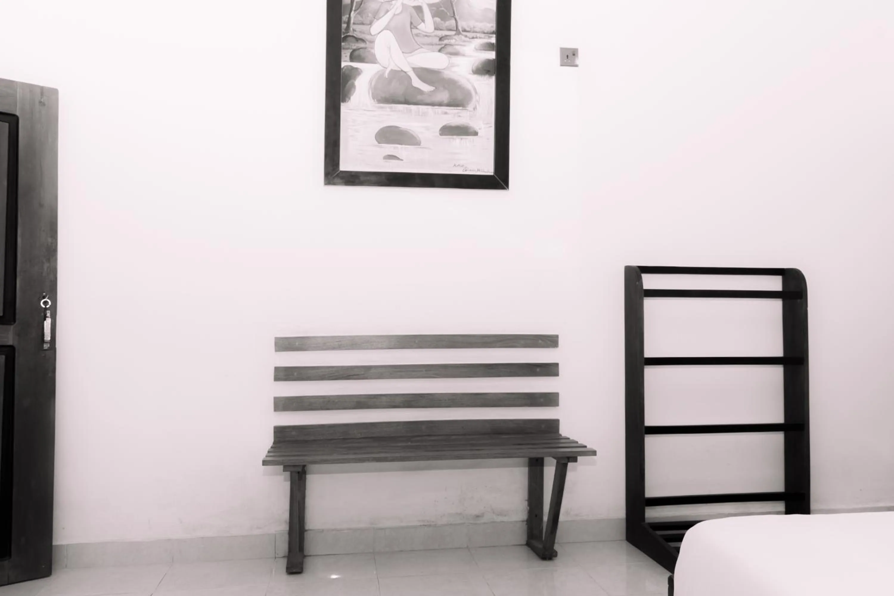 Bed in Eco Hotel Black & White - Anuradhapura