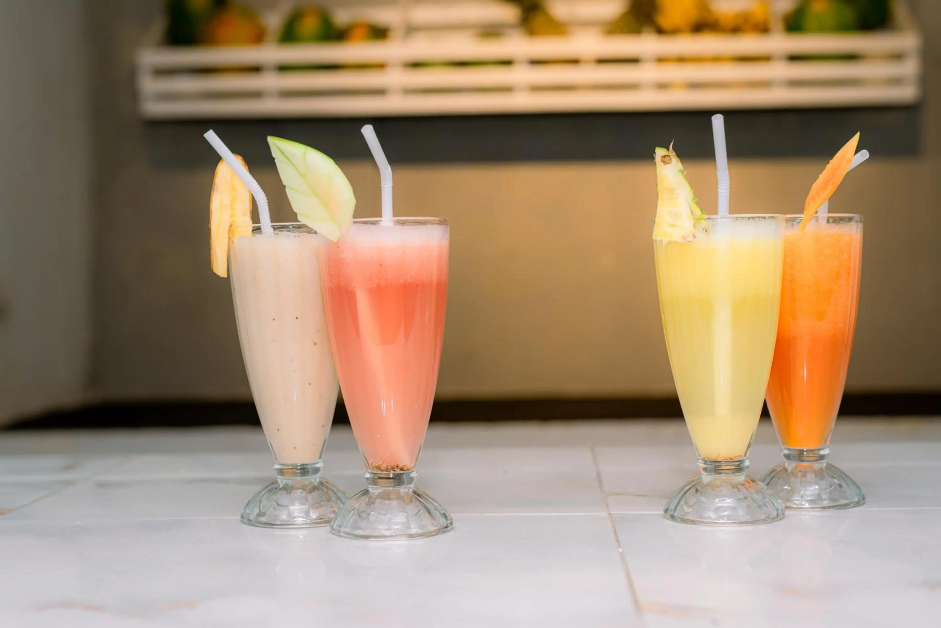 Food and drinks in Eco Hotel Black & White - Anuradhapura