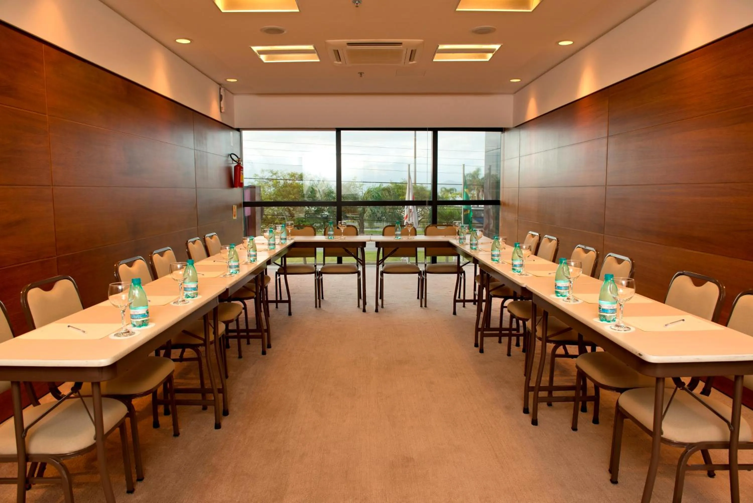 Business facilities in Novotel Florianopolis