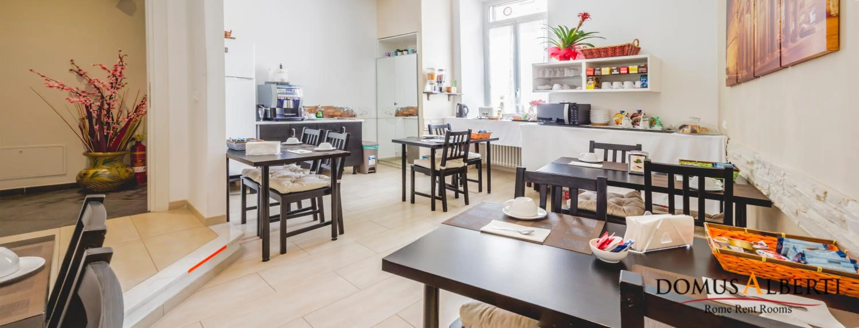 Breakfast in Domus Alberti Bed & Breakfast