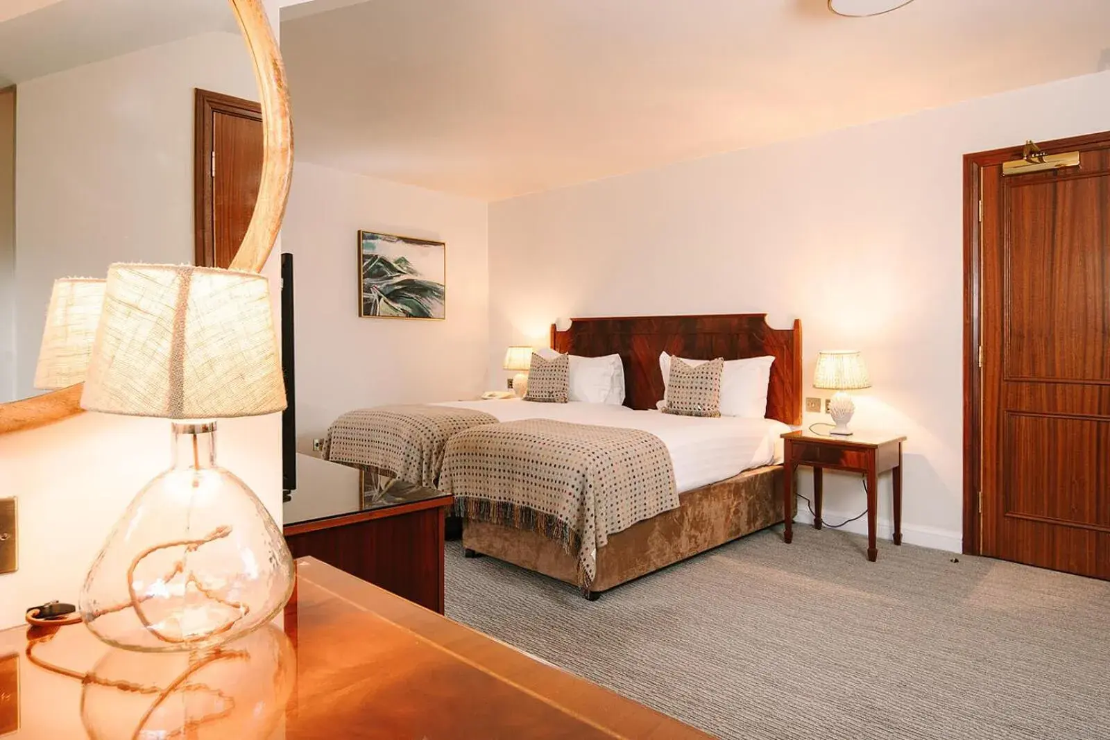 Classic Twin Room in Ansty Hall Classic Twin Room in Ansty Hall