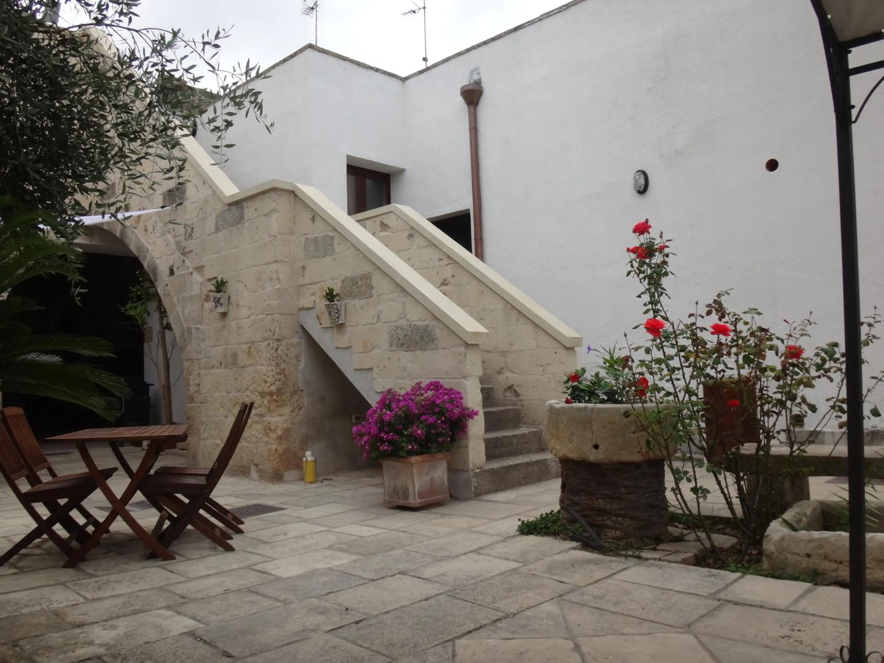 Garden in Borgo dei Filitti - B&B artistico - Piscina Solarium & Enoteca