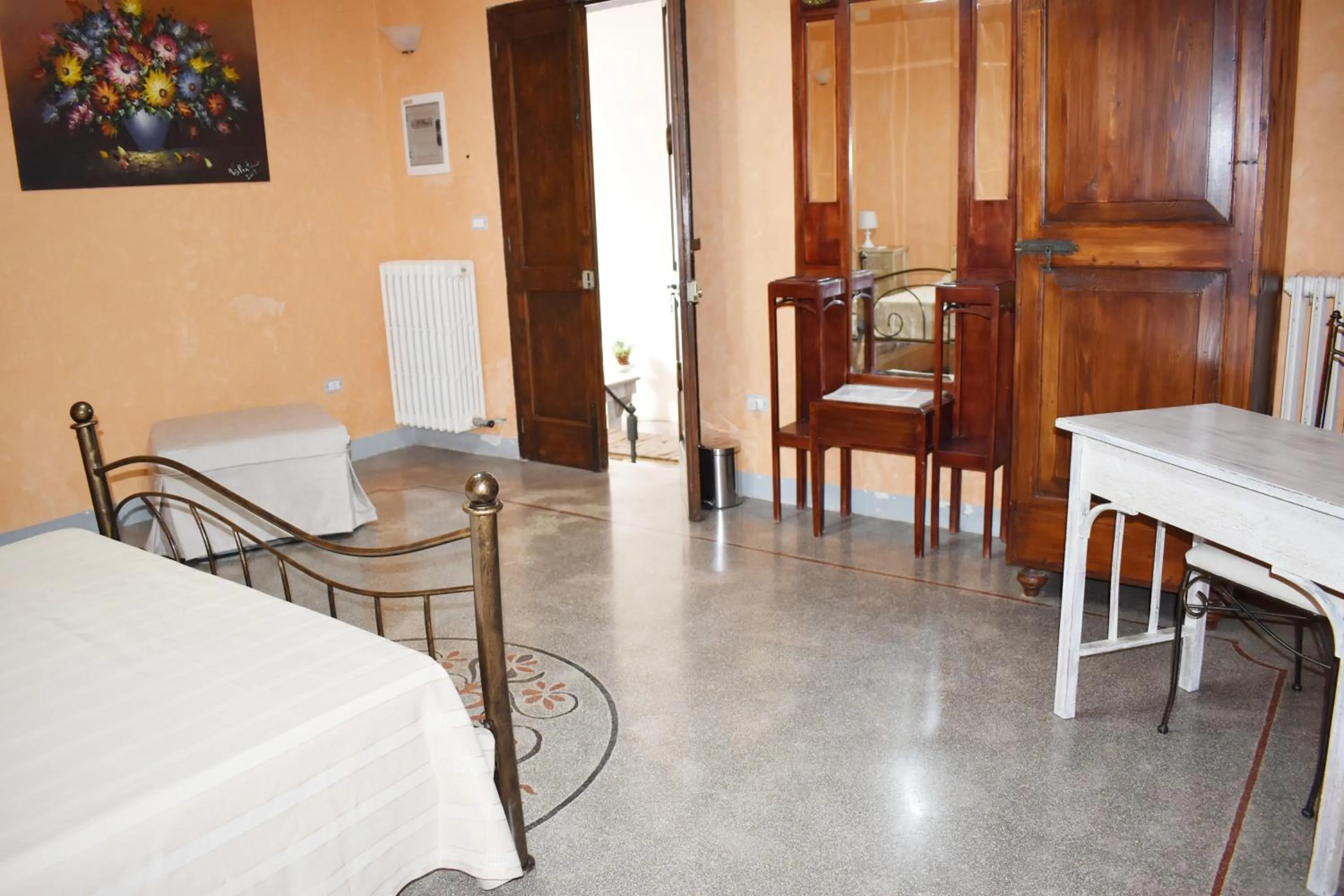 Bedroom in Borgo dei Filitti - B&B artistico - Piscina Solarium & Enoteca