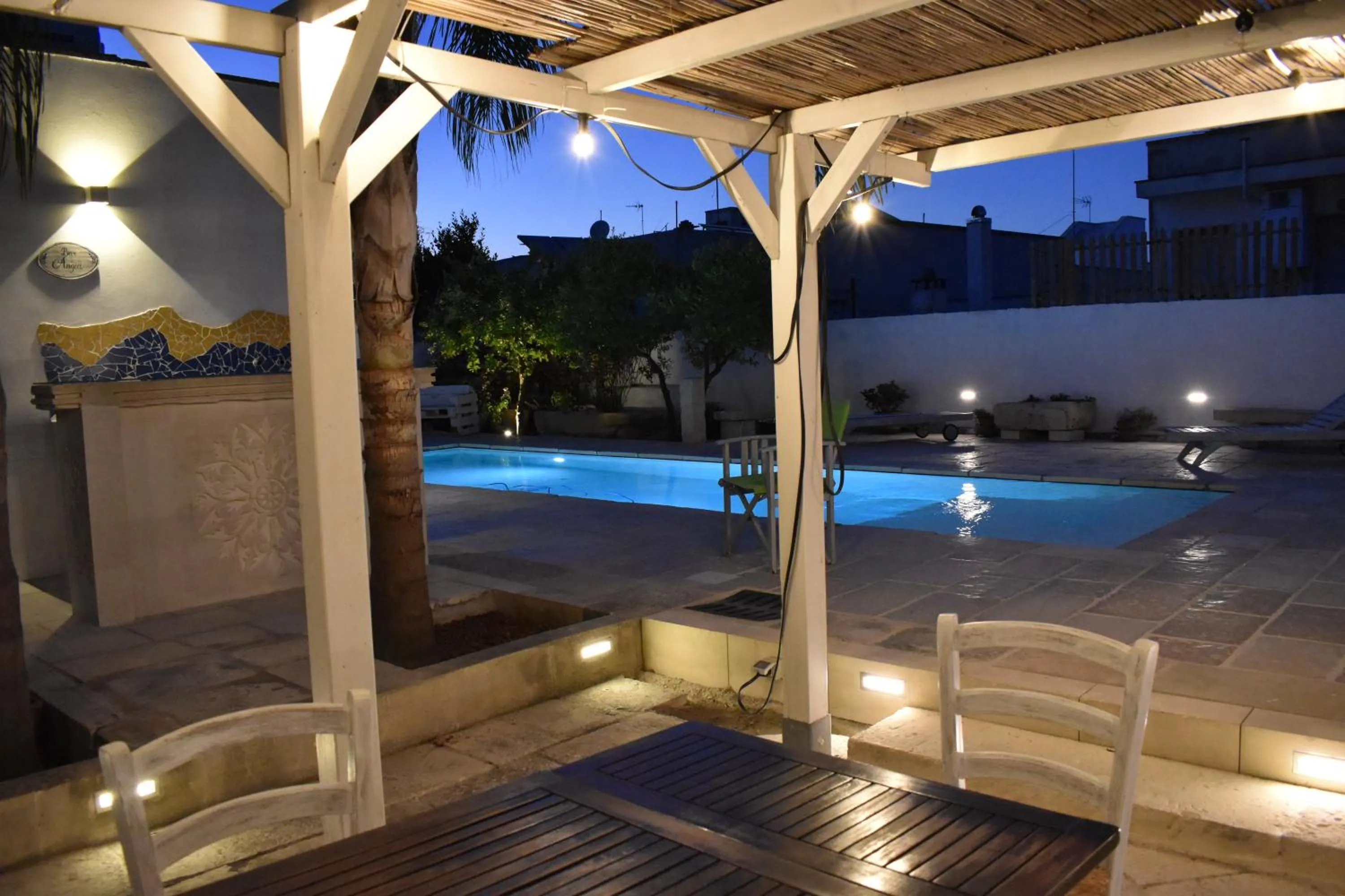 Night in Borgo dei Filitti - B&B artistico - Piscina Solarium & Enoteca