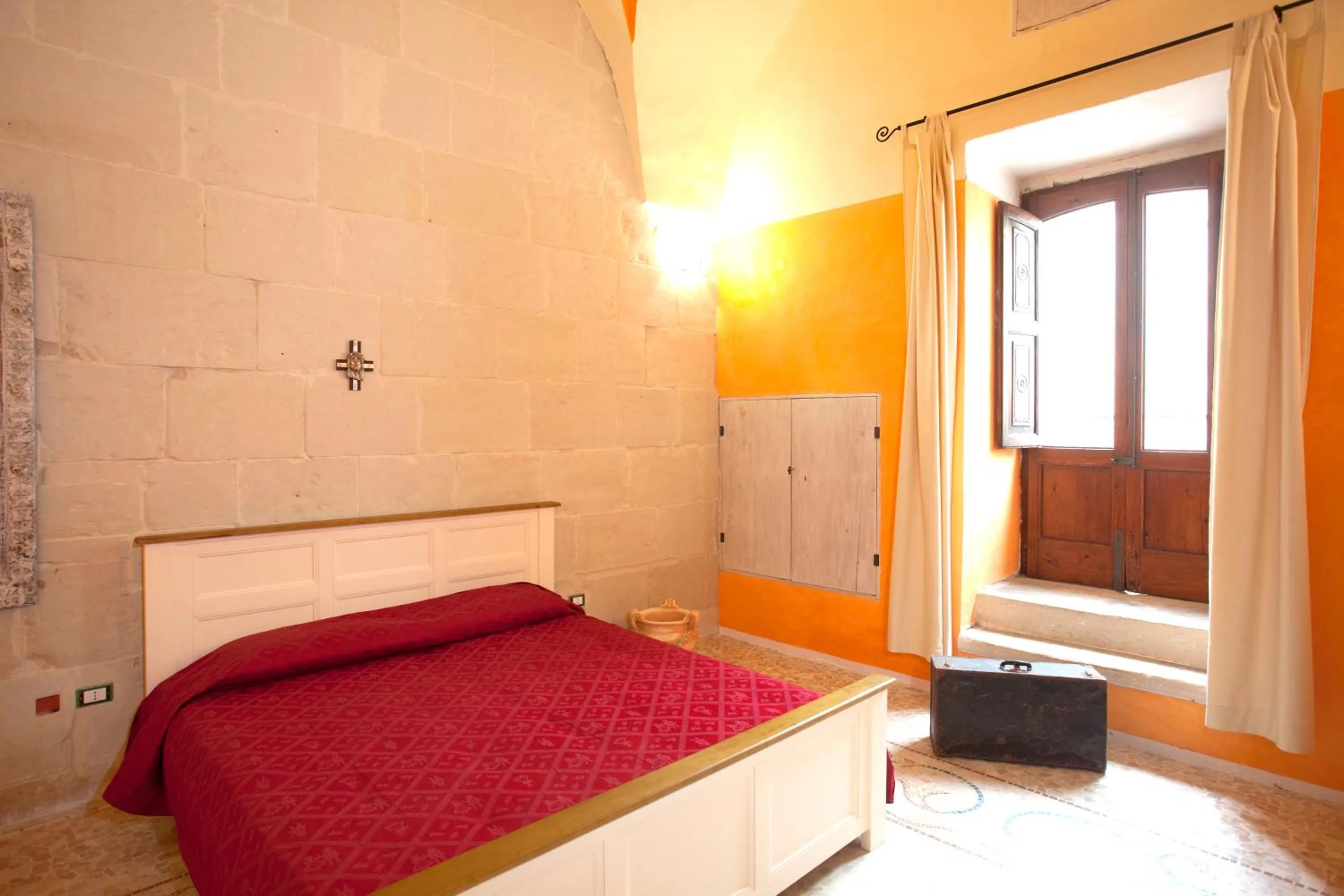 Bedroom, Bed in Borgo dei Filitti - B&B artistico - Piscina Solarium & Enoteca