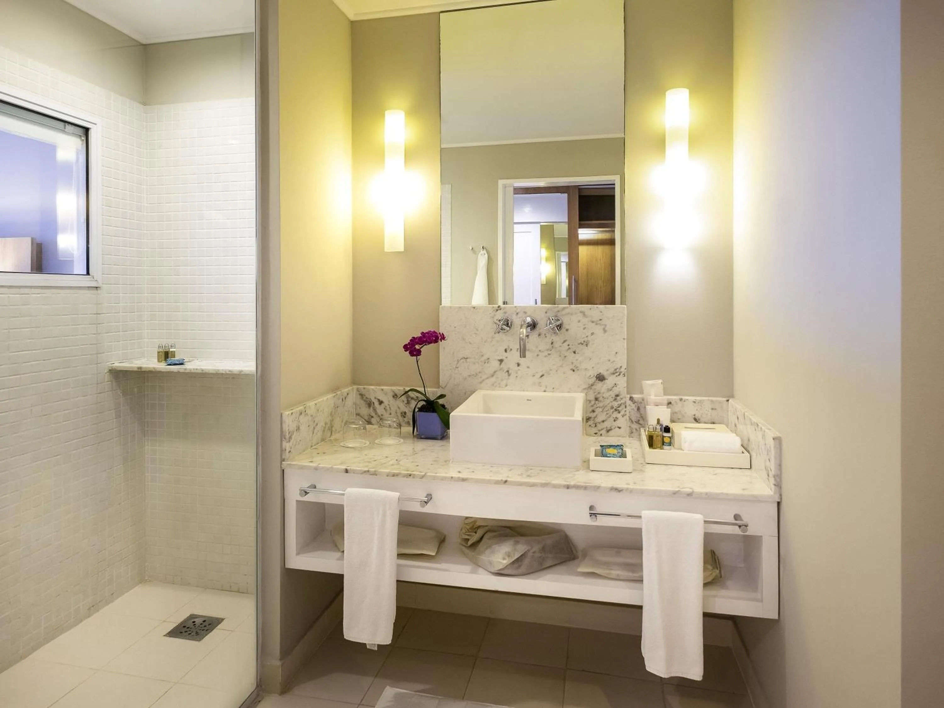 Bedroom in Hotel Jequitimar Guaruja Resort & Spa by Accor - Ex Sofitel