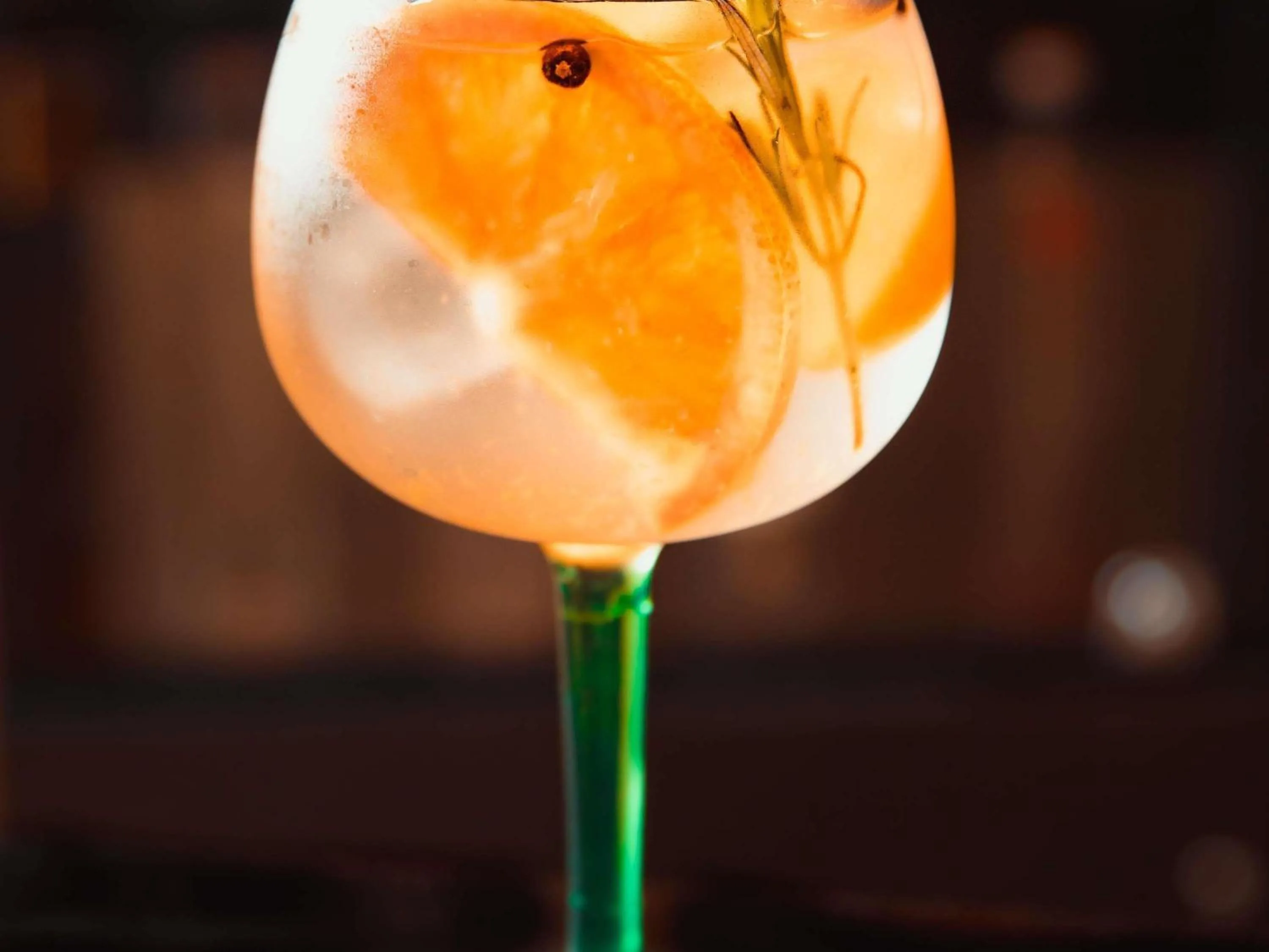 Lounge or bar in Hotel Jequitimar Guaruja Resort & Spa by Accor - Ex Sofitel