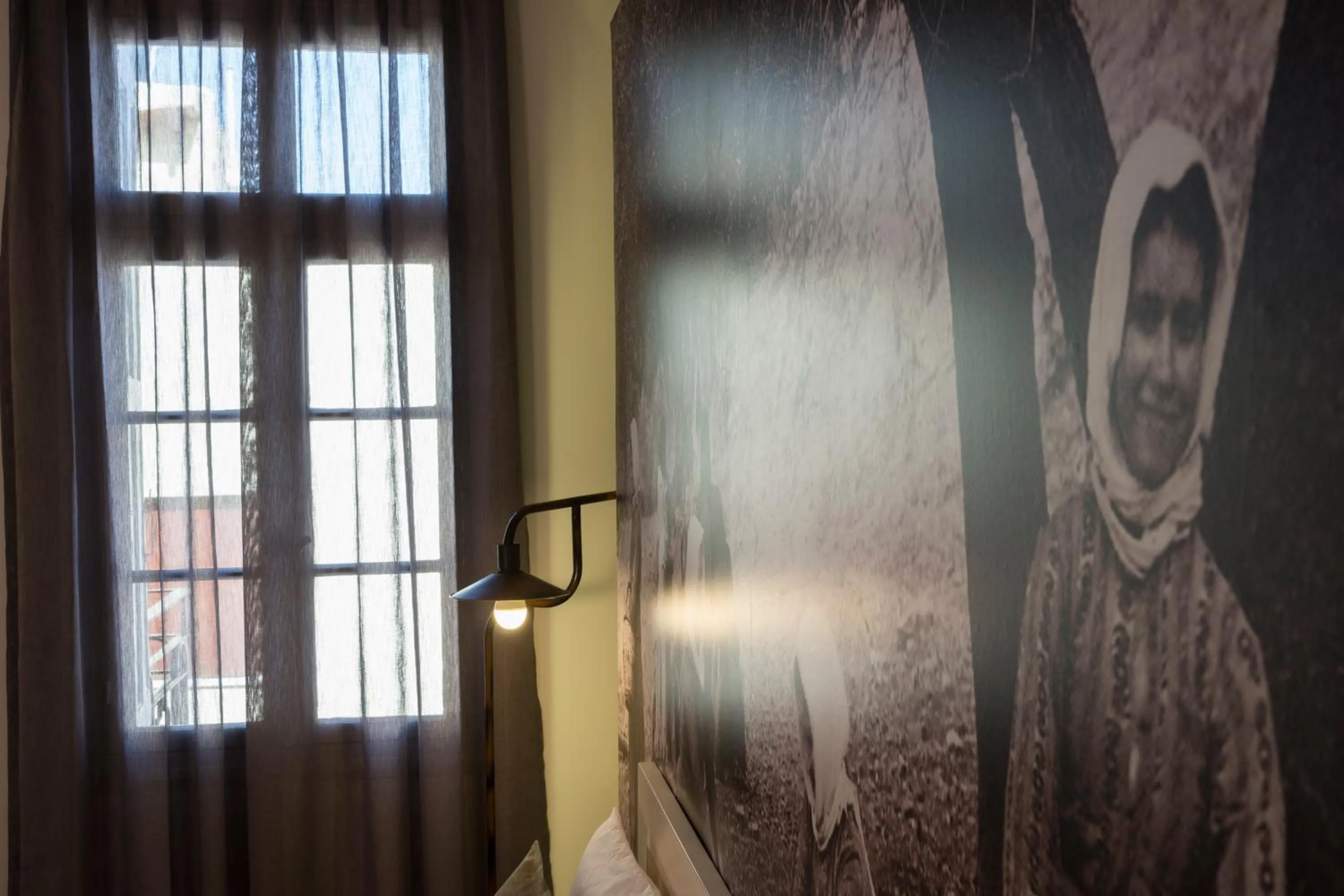 Bedroom in Elia Daliani