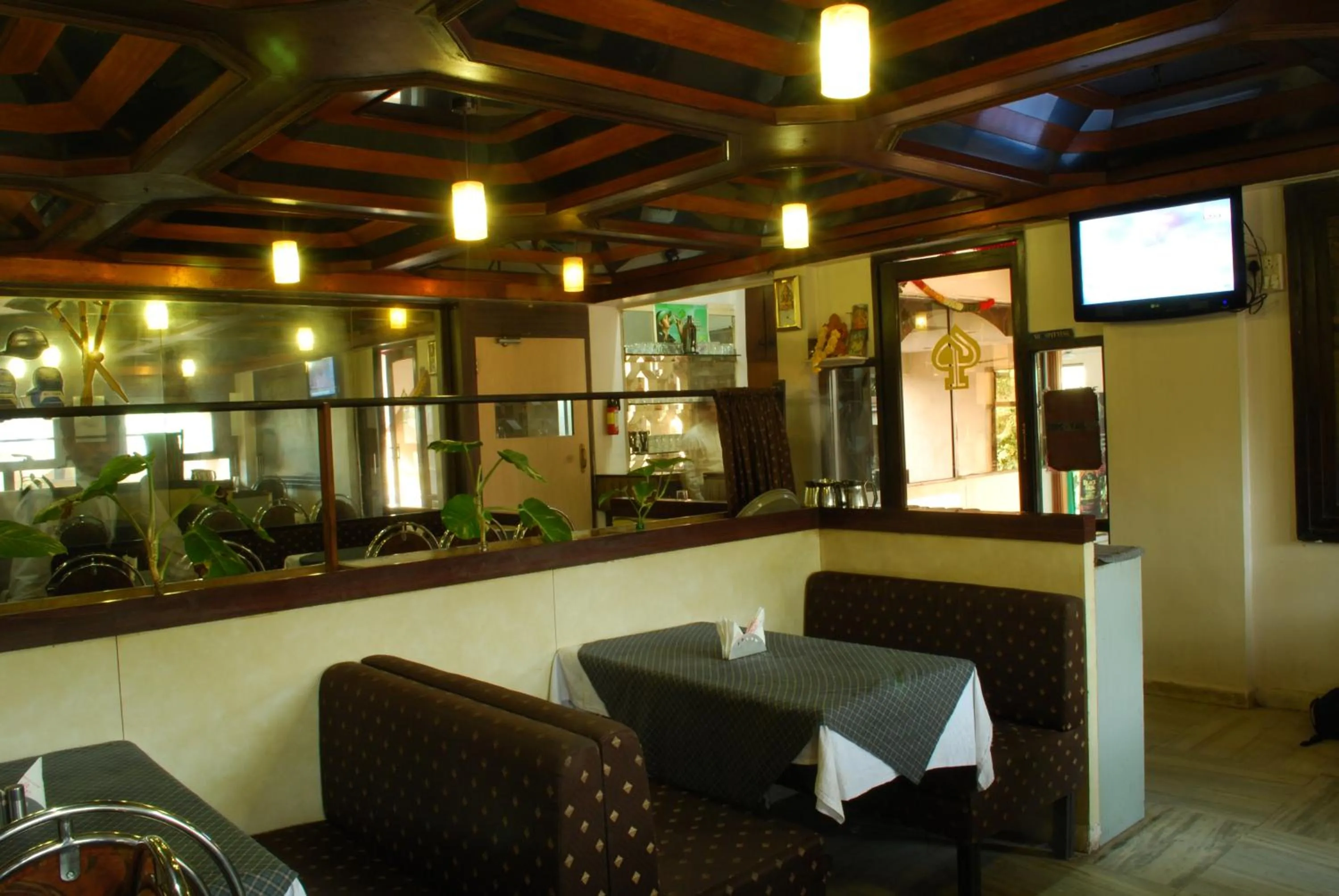 HOTEL GOLDEN PALACE PVT LTD