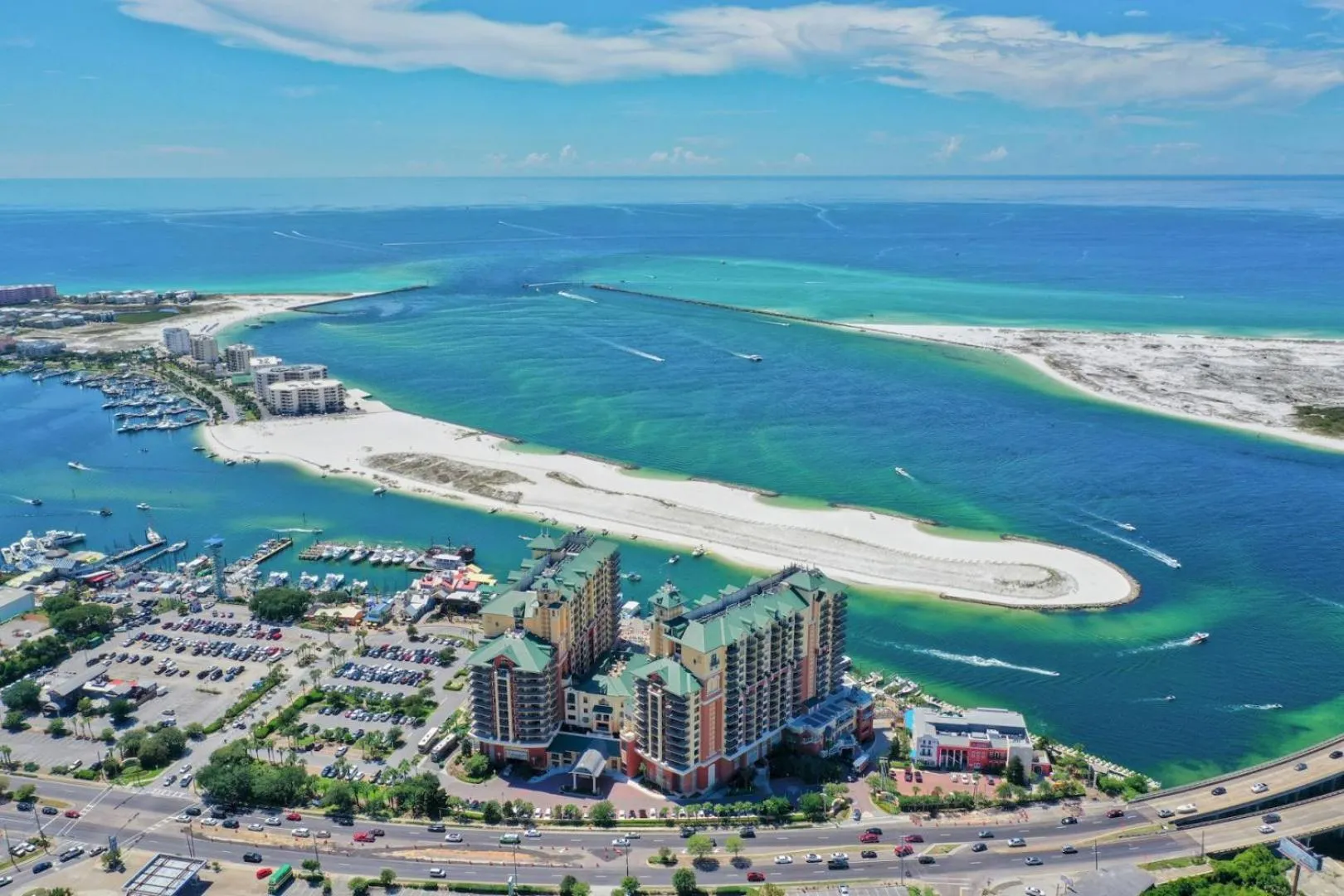 Bright, Corner Unit With Incredible Gulf And Sunset Views!