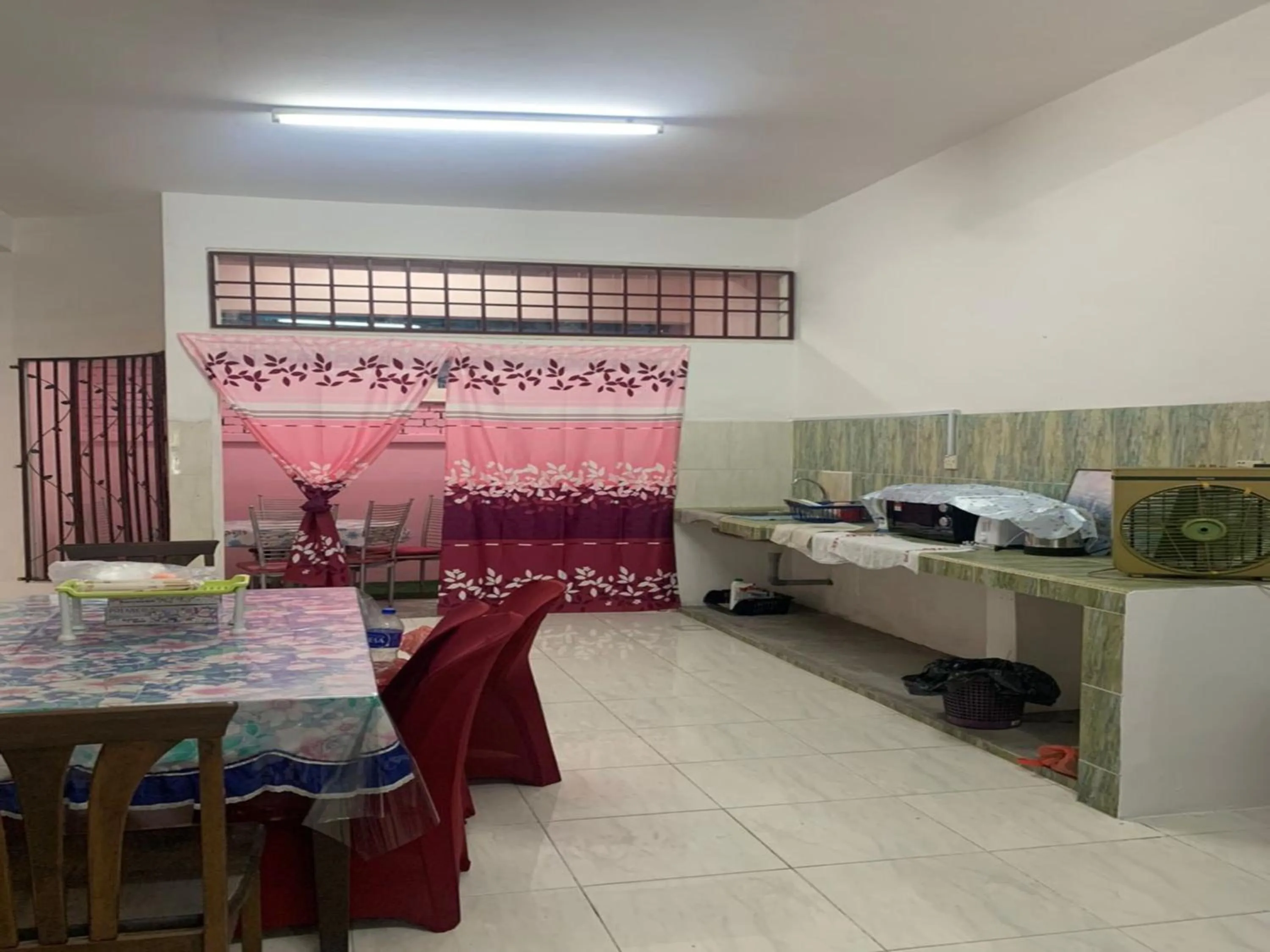 Lobby or reception in Hotel O Family Homestay ( Botani Ipoh)