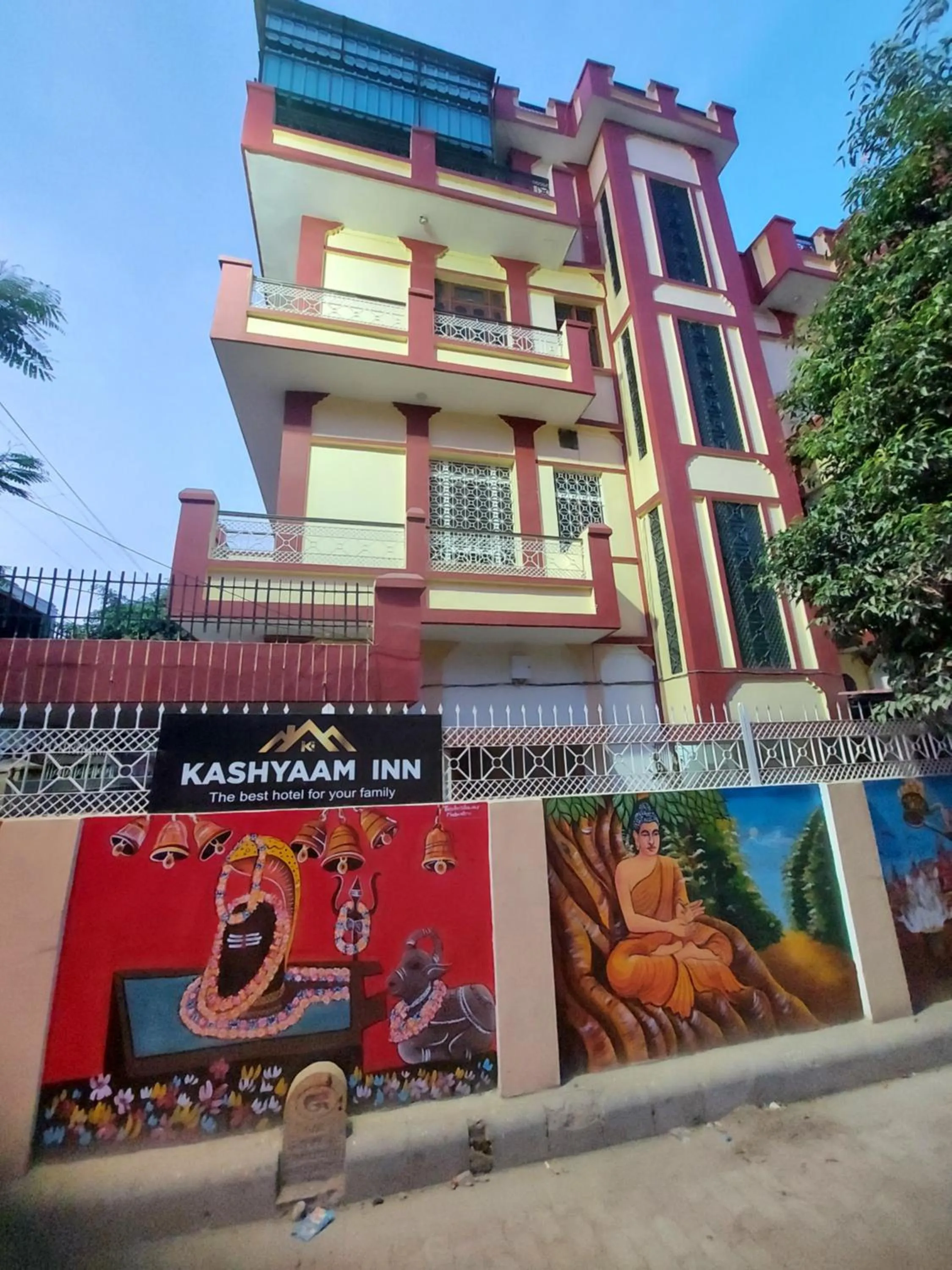 Property building in Kashyaam Inn