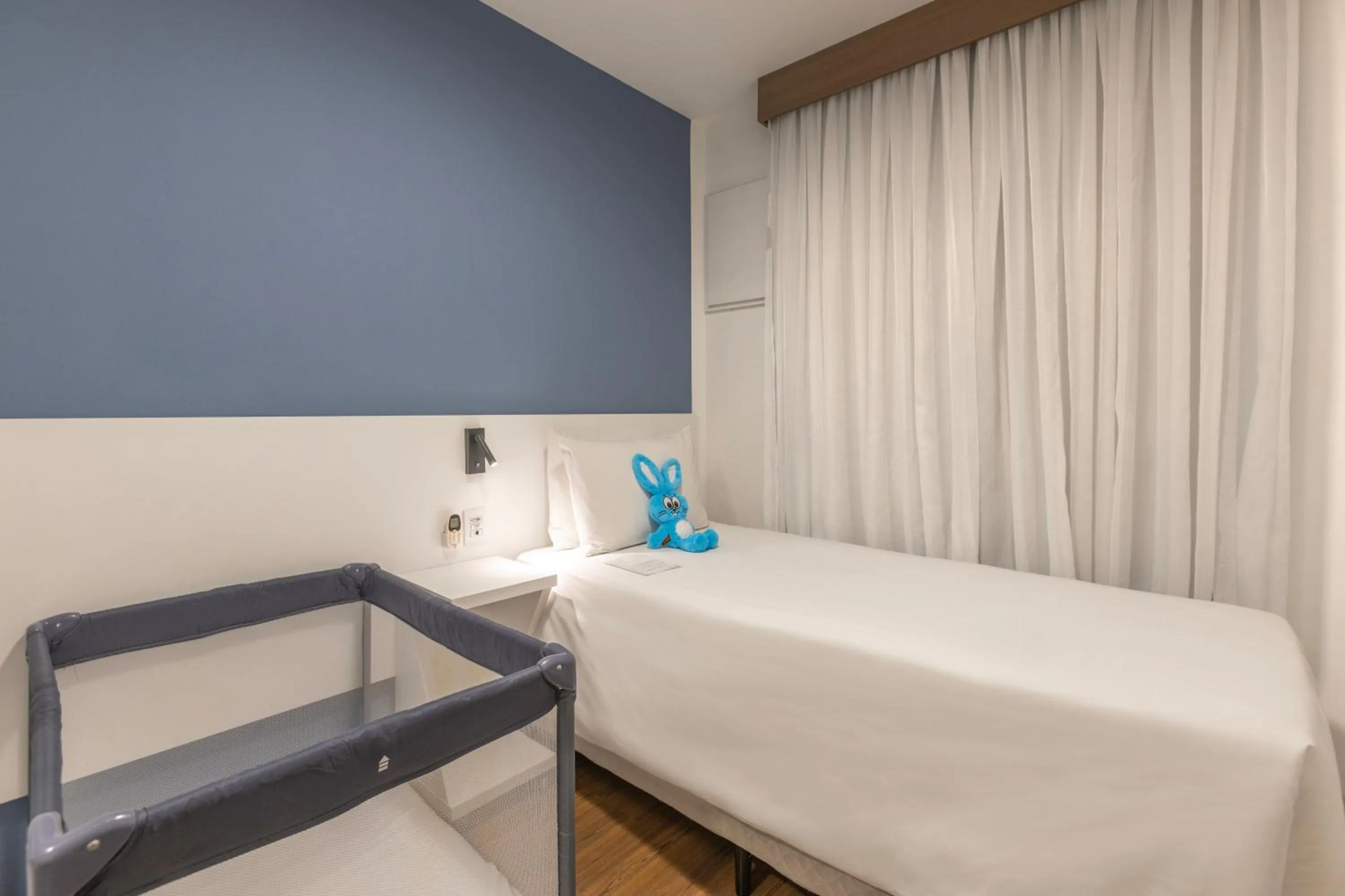 Bedroom, Bed in Mercure Sao Paulo Berrini