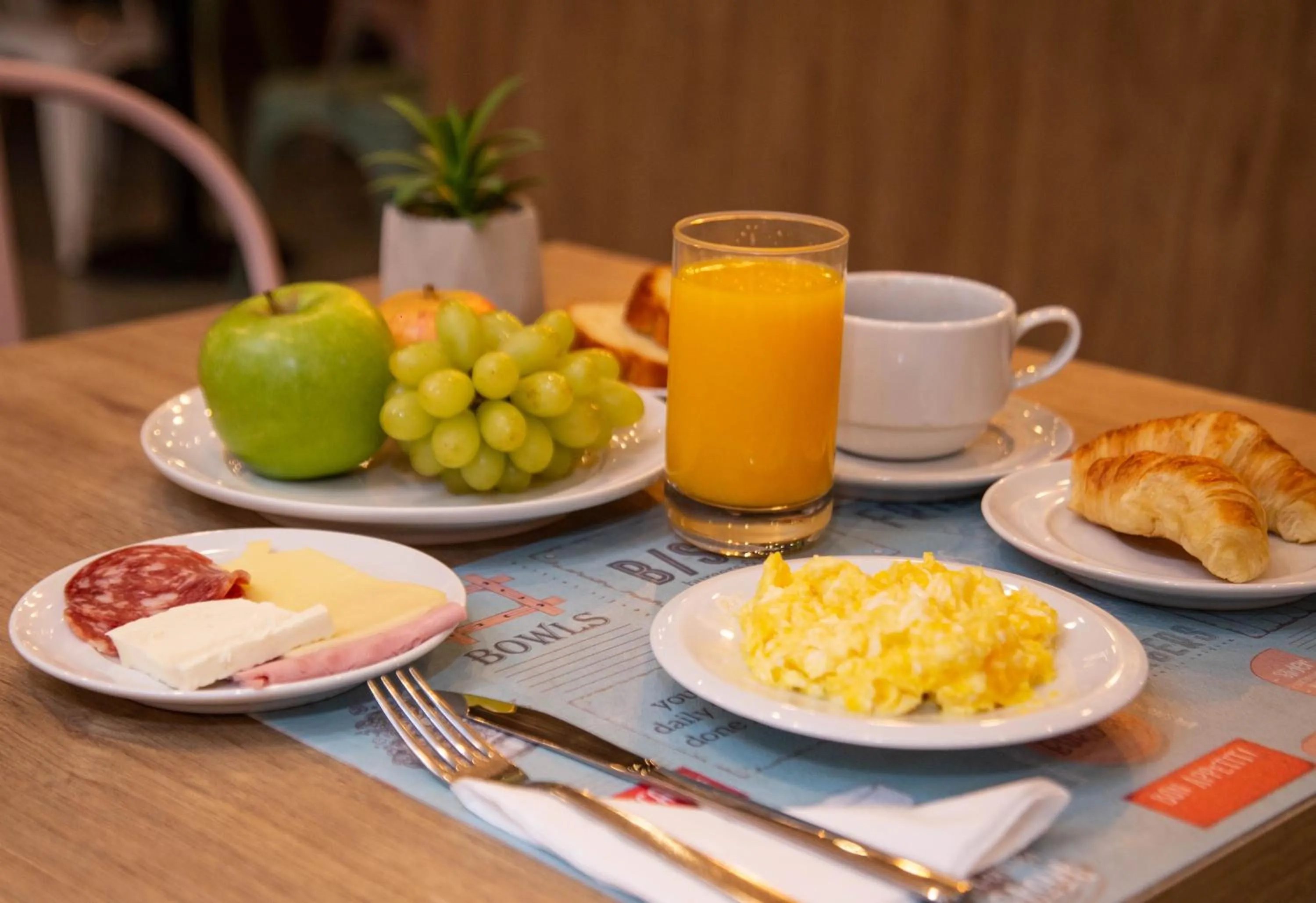 Restaurant/places to eat in Mercure Sao Paulo Berrini