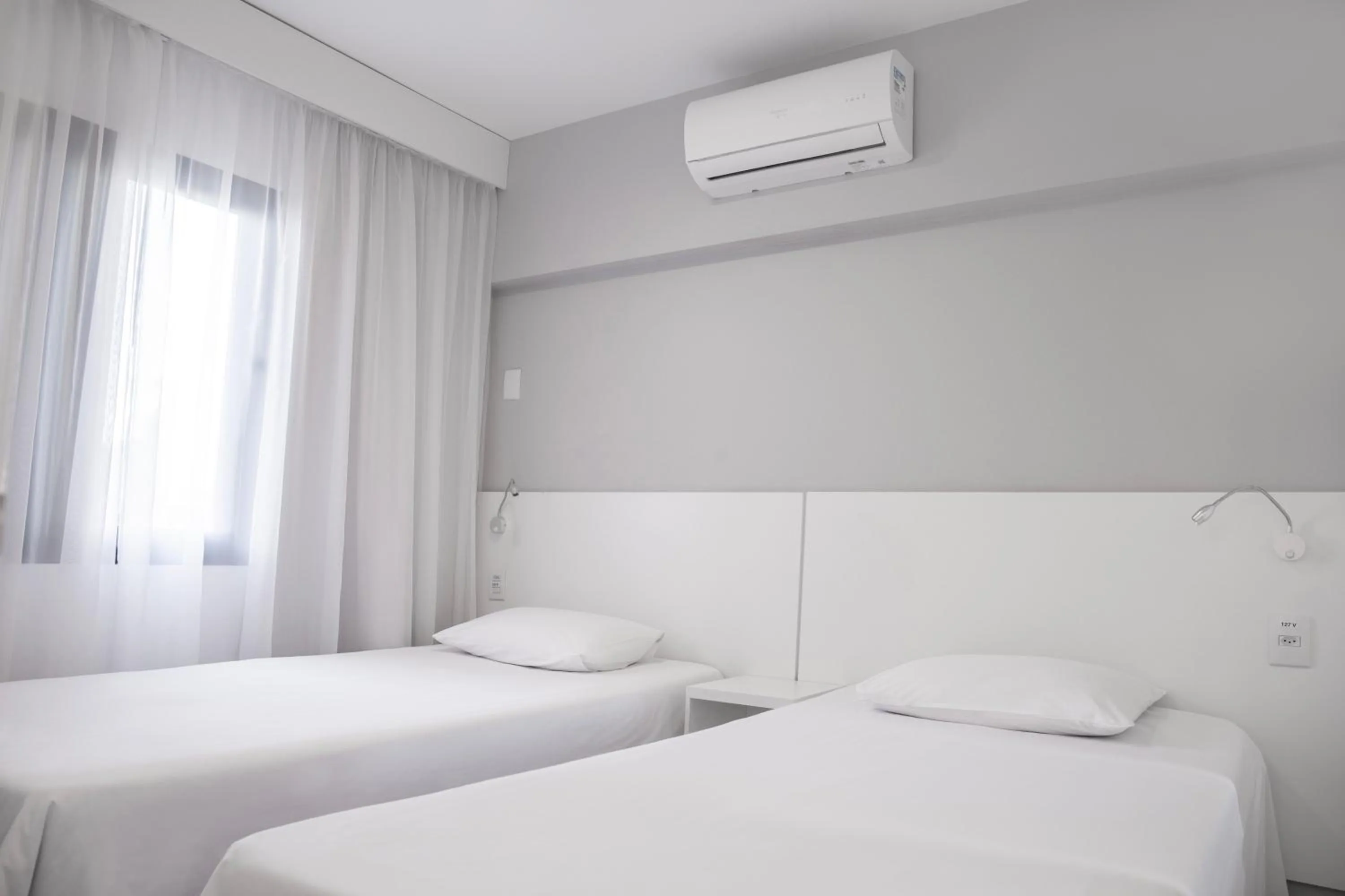 Bed in Mercure Sao Paulo Berrini