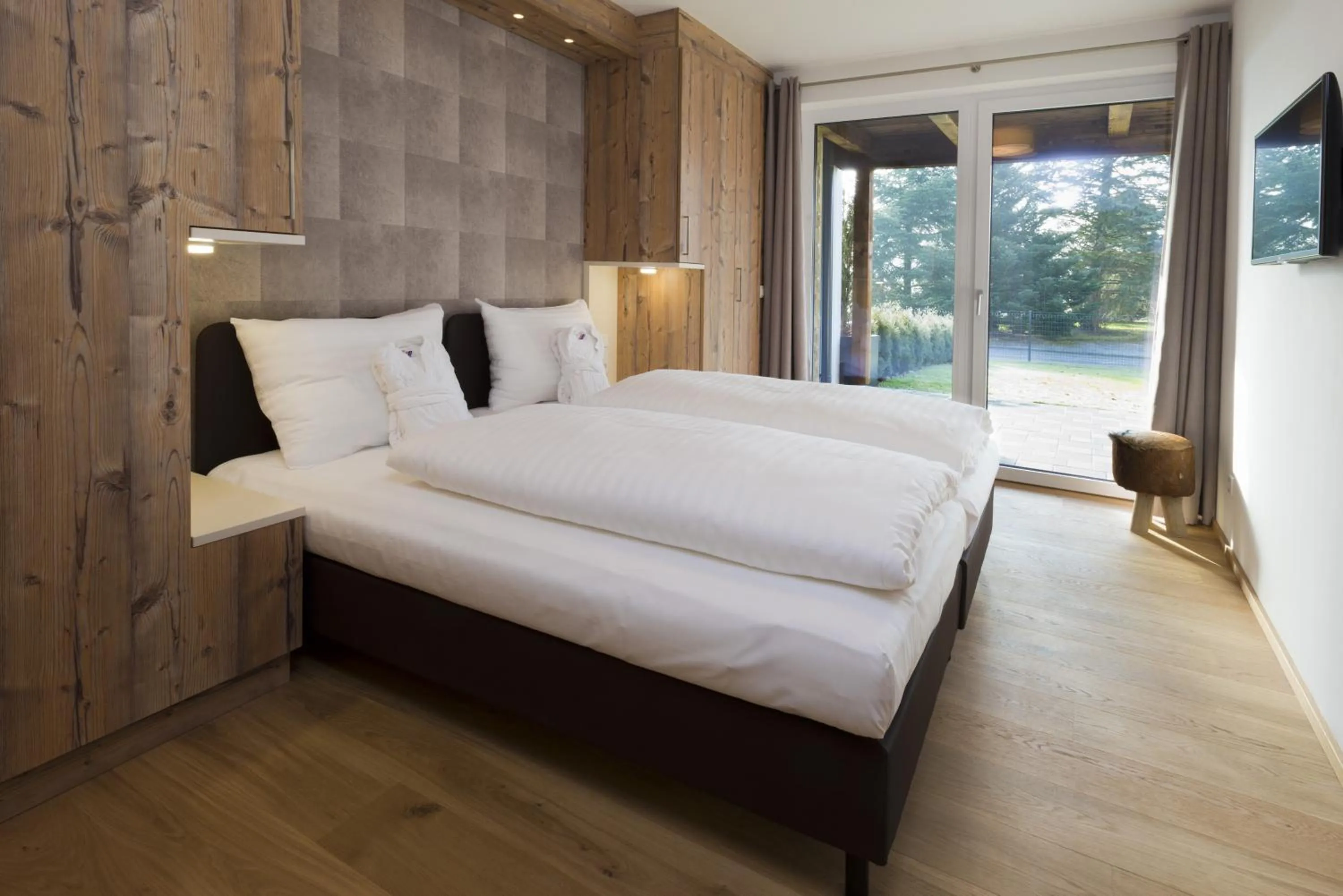 Bed in Ski & Golf Suites Zell am See by Alpin Rentals
