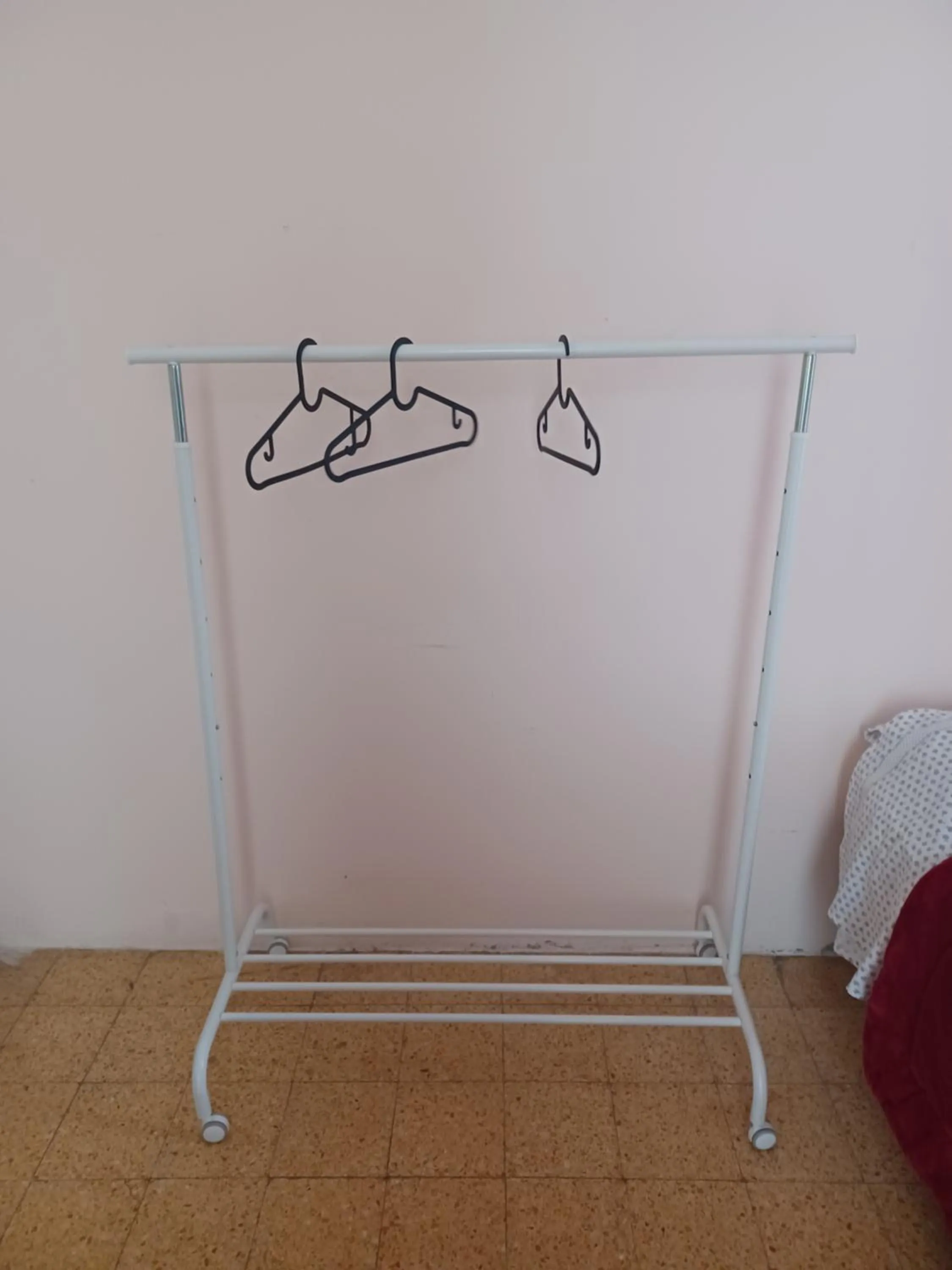 wardrobe in B&B Appartamenti NAPOLI