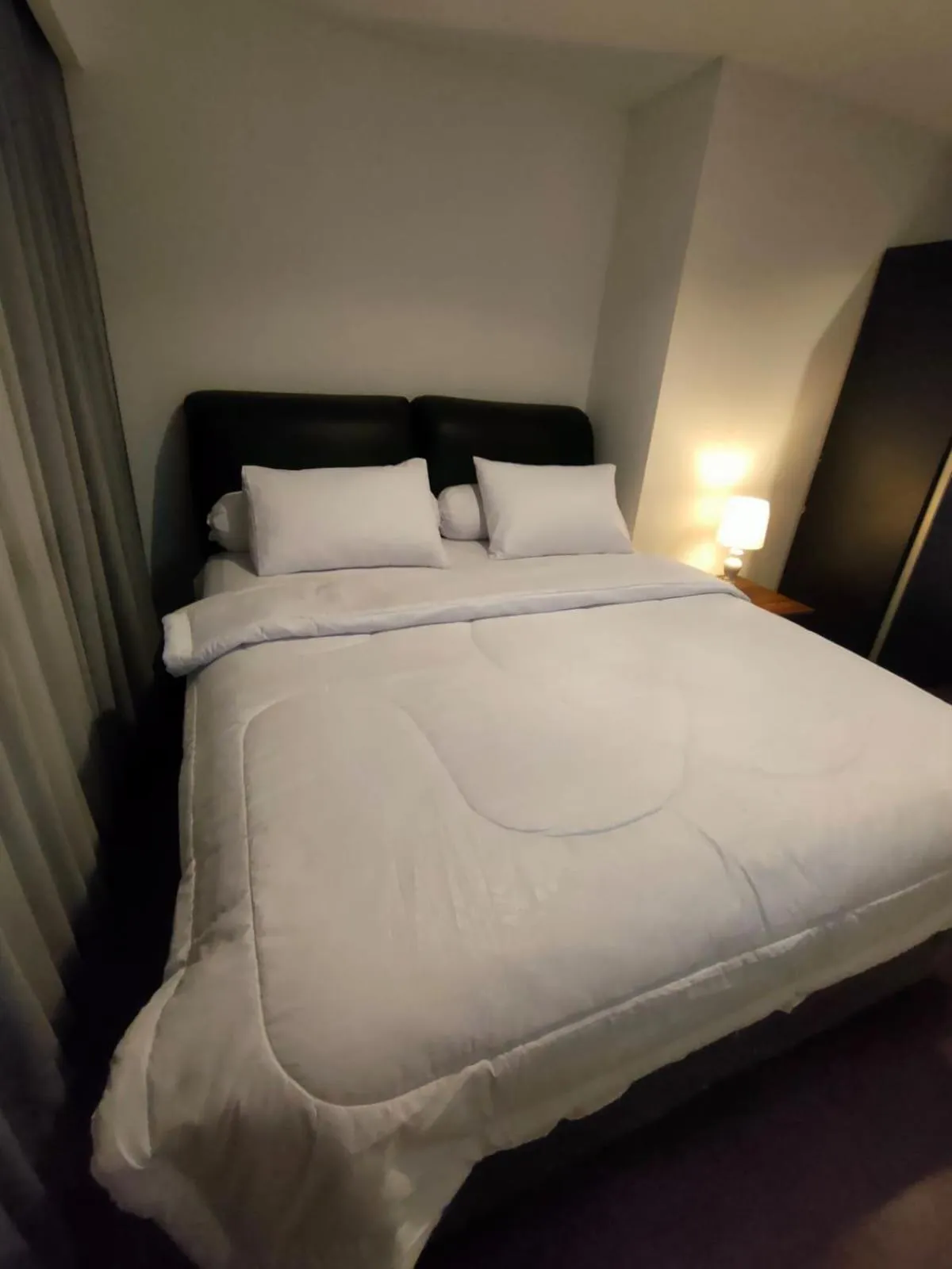 Bed in eL Royale Apartment by Faris Property