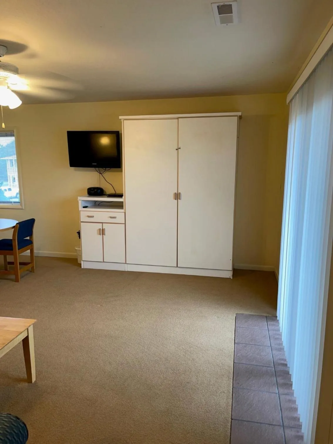 Bed in Sea Scape Beach and Golf Villas