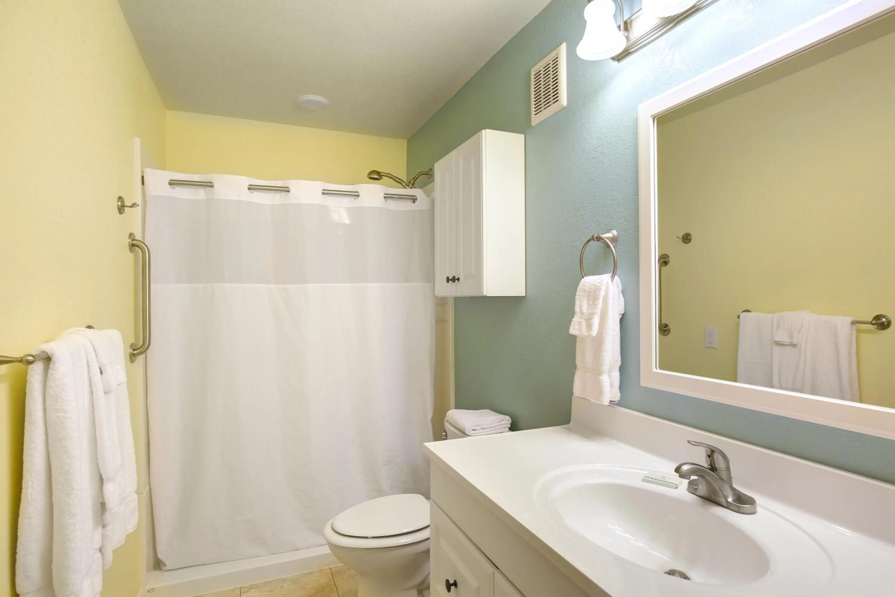 Bathroom in Sea Scape Beach and Golf Villas