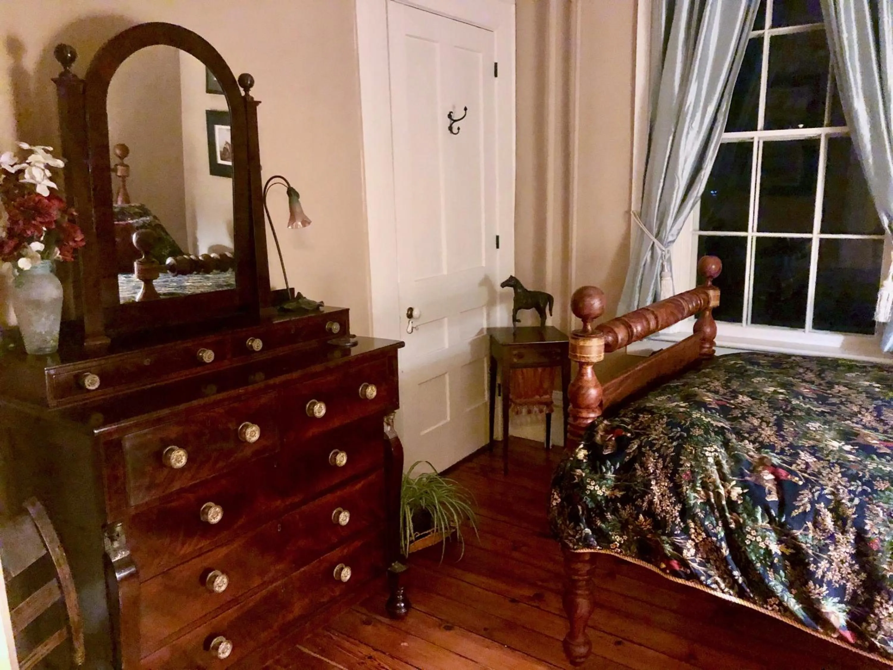 Bed in Oakcliff Bed and Breakfast