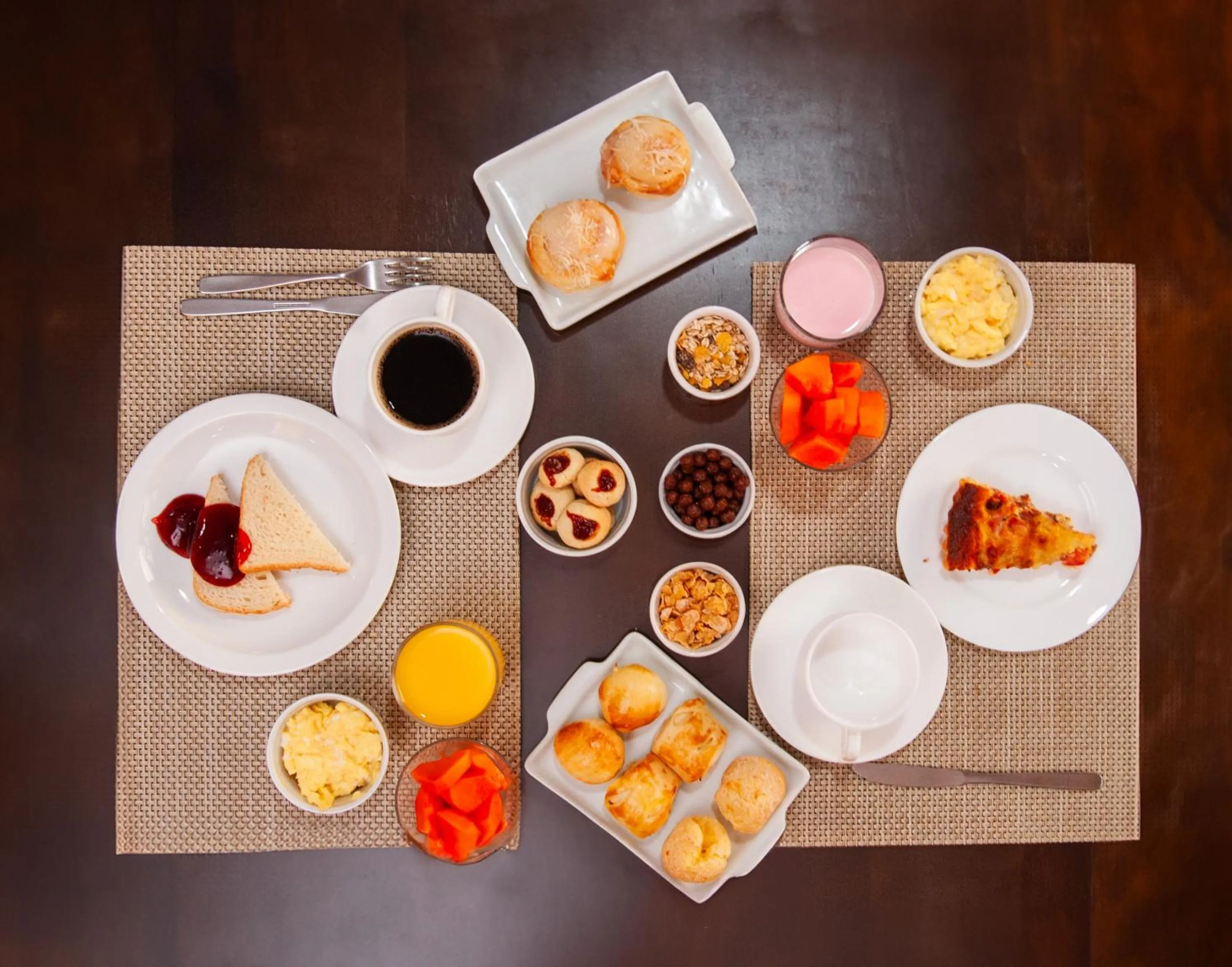 Breakfast in London Hotel Londrina