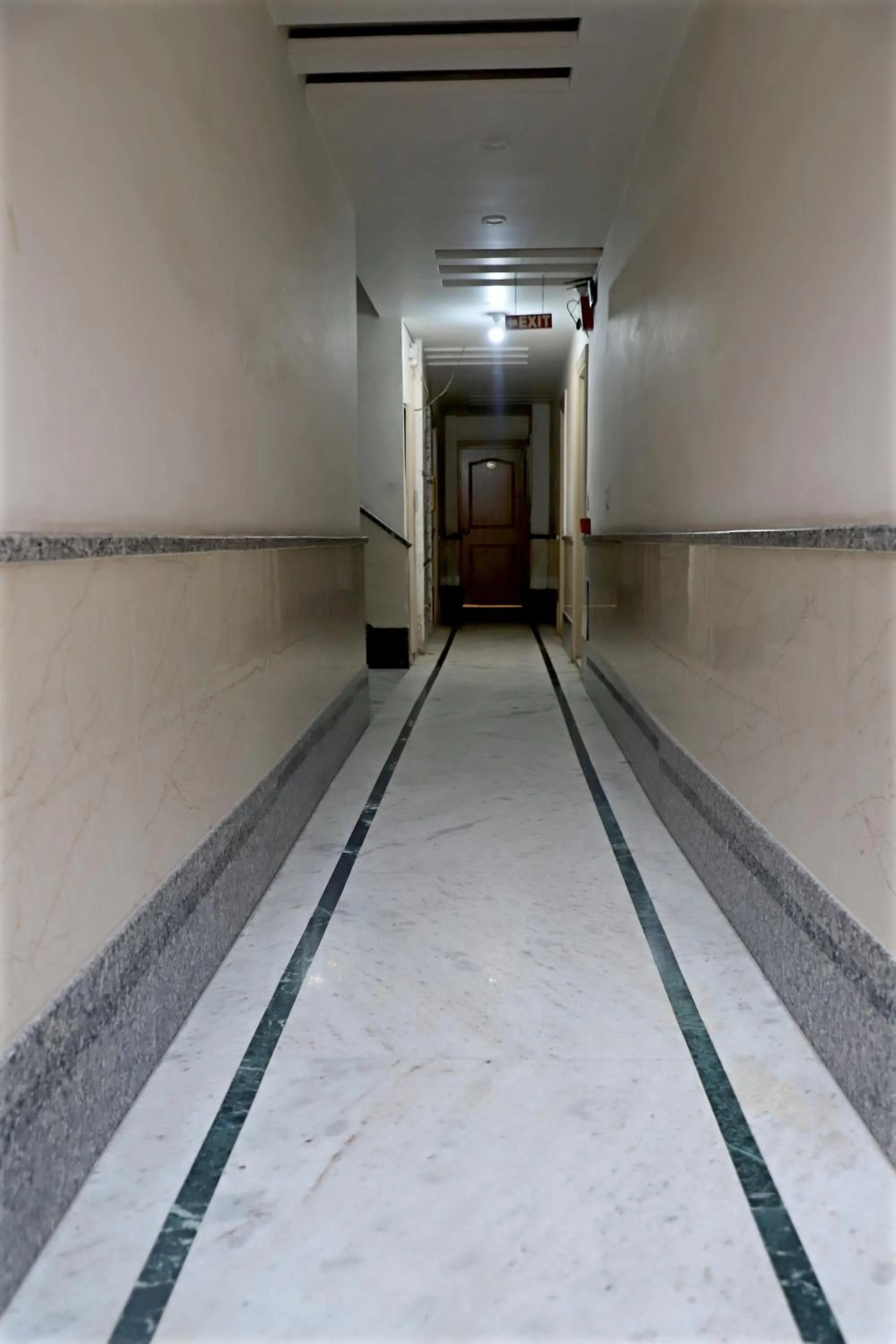 Lobby or reception in Hotel Klick International - 2 Min Walking From New Delhi Railway Station