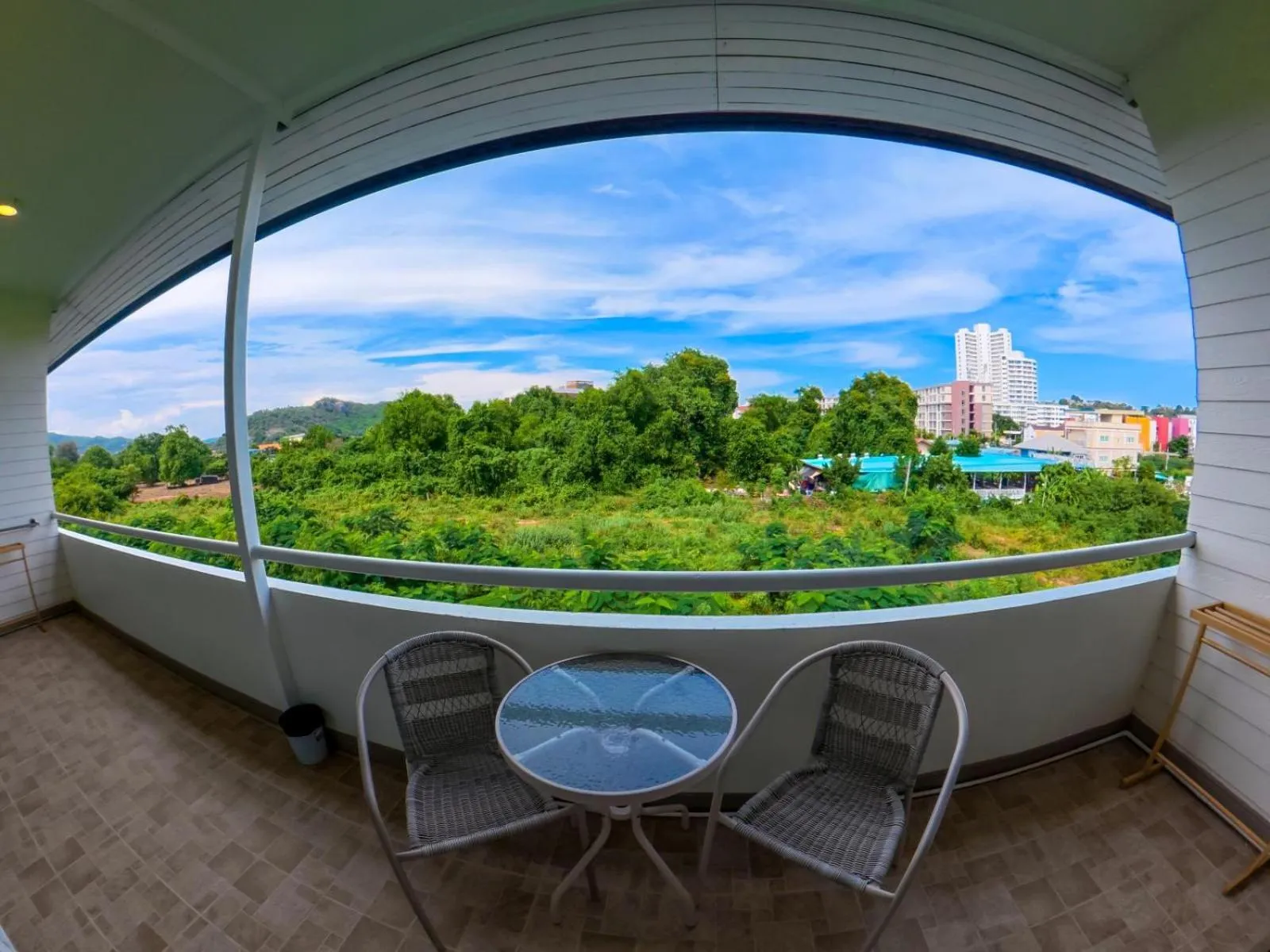 Balcony/Terrace in Luna Hut Resort