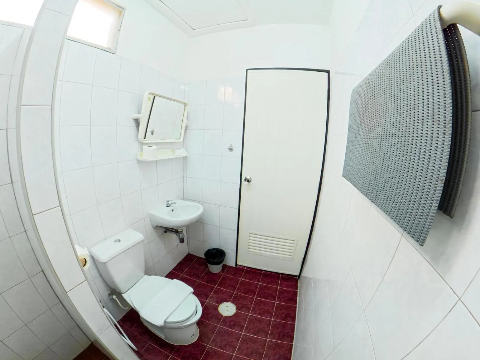 Bathroom in Luna Hut Resort