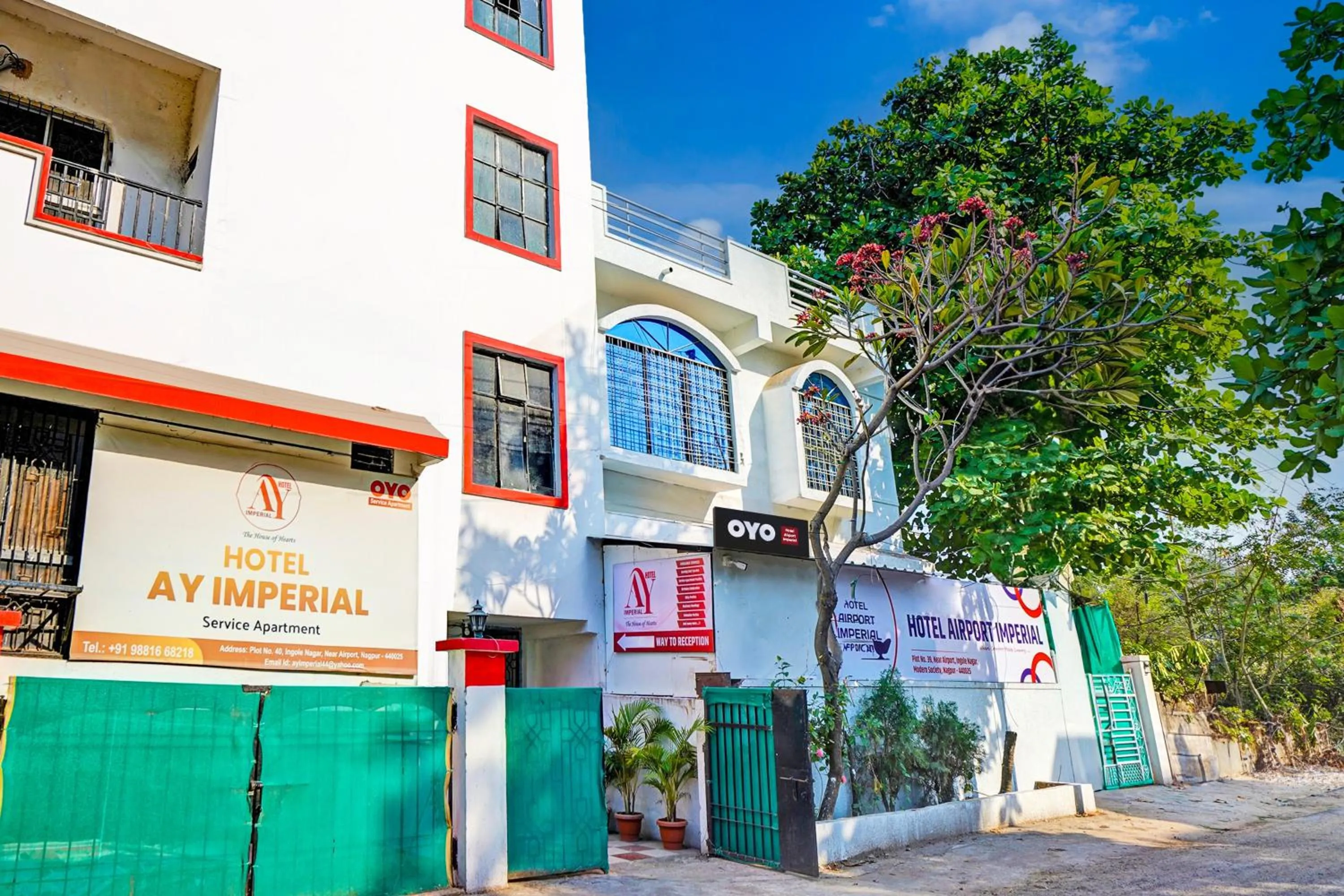Facade/entrance in Hotel O Airport Imperial