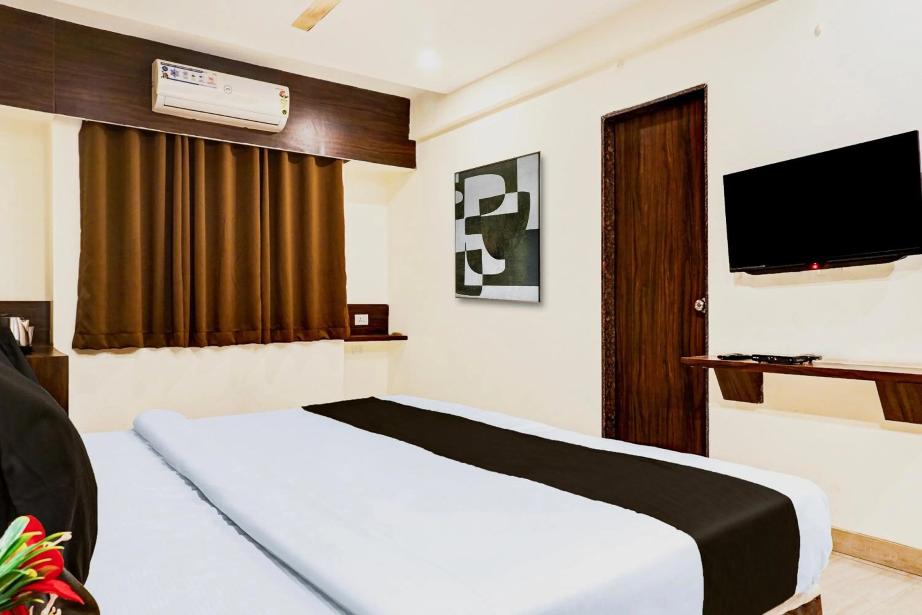 Bedroom, Bed in Hotel O Ginger Gold