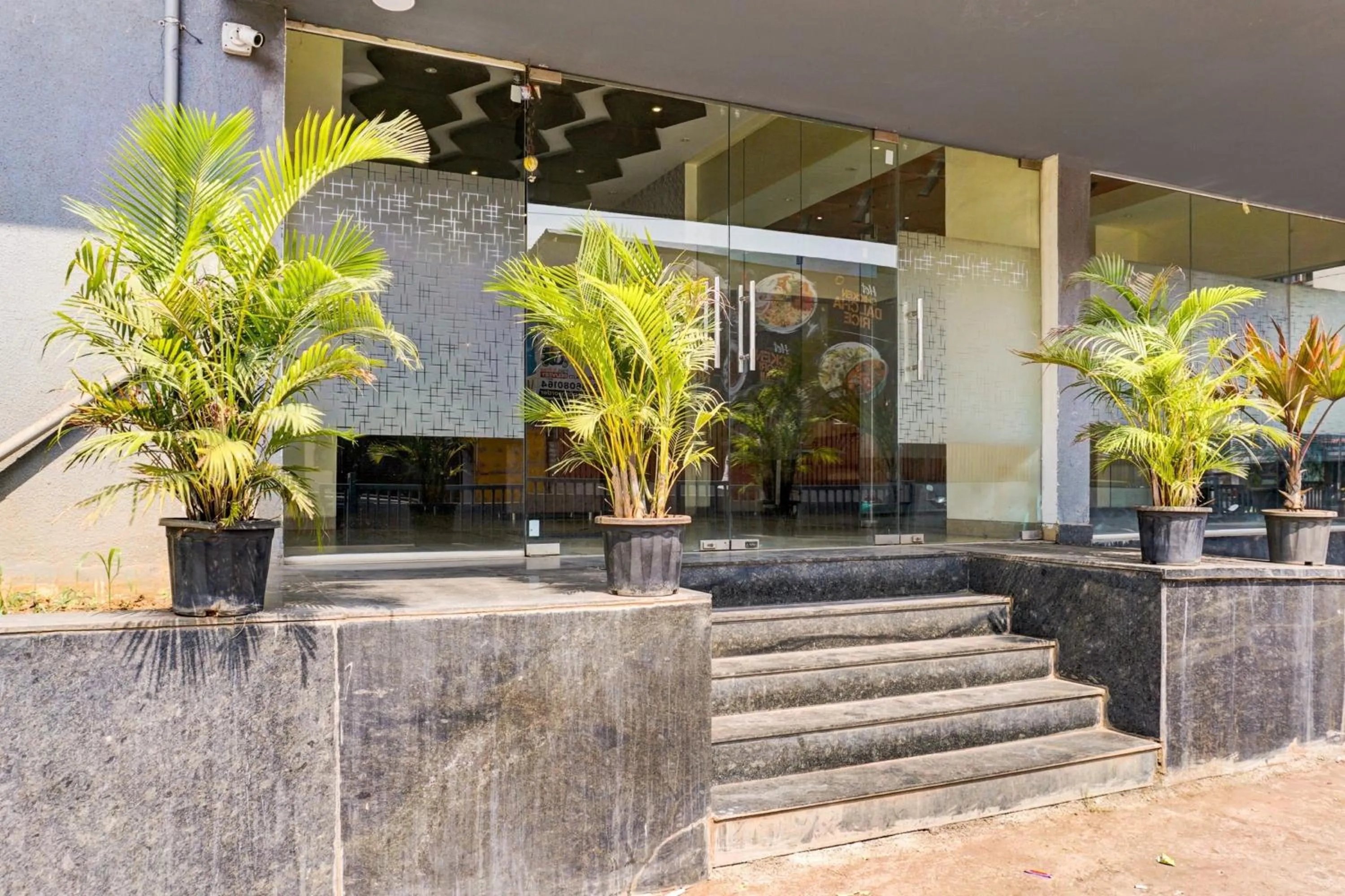 Facade/entrance in Hotel O Ginger Gold