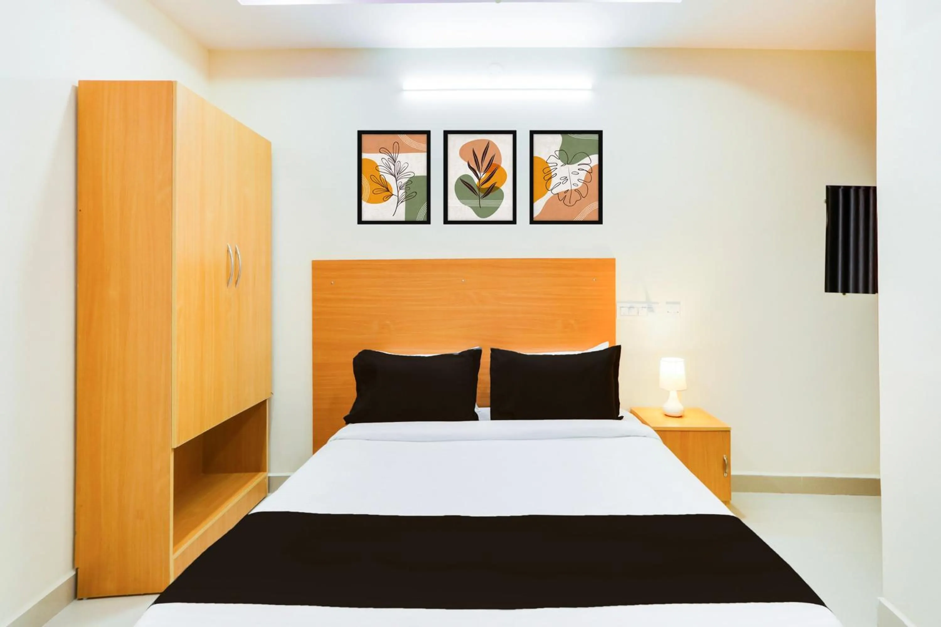 Bedroom, Bed in Super Townhouse Gachibowli Near Sky View