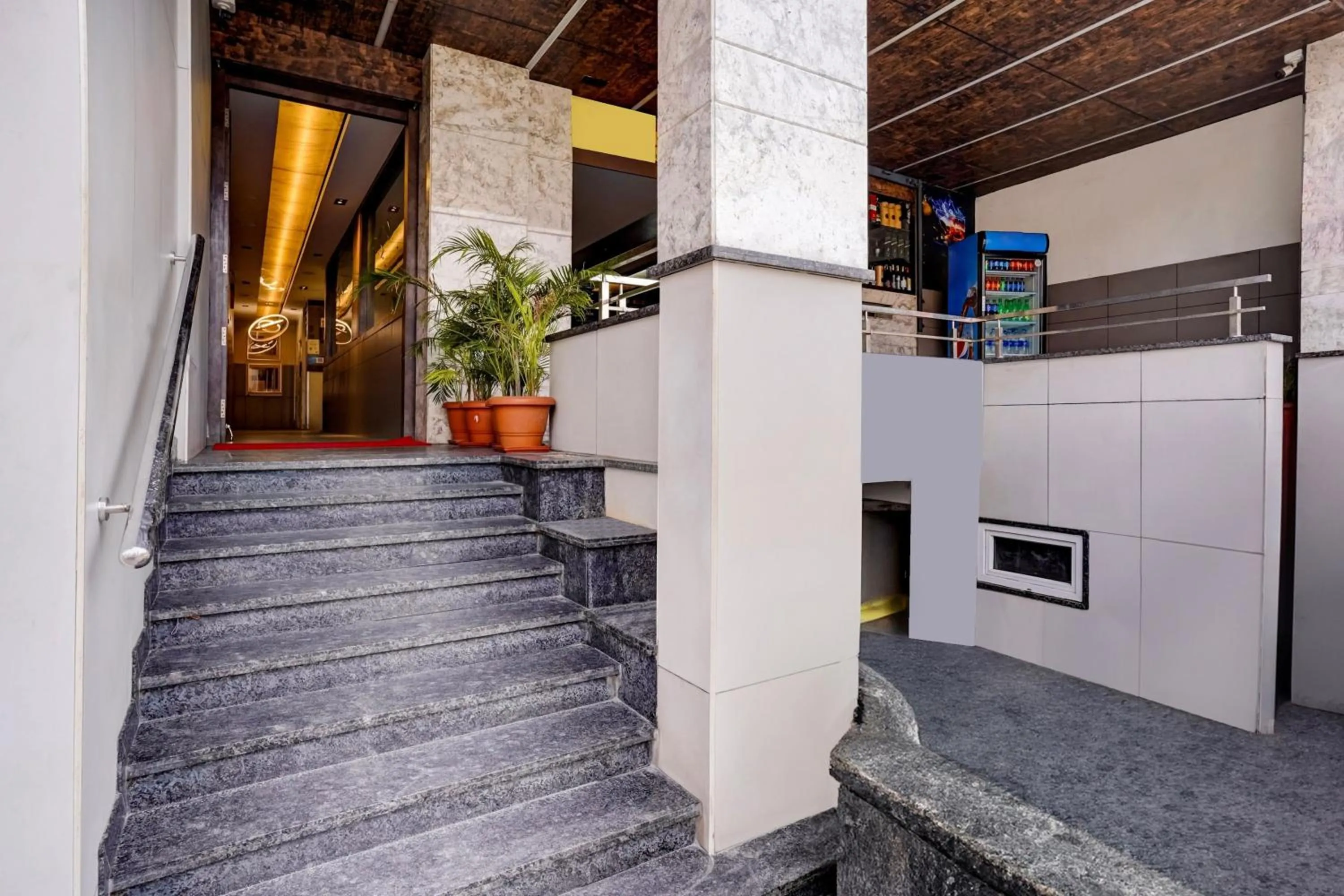 Facade/entrance in Super Collection O Metro Park Opposite Kalasipalya Bus stand