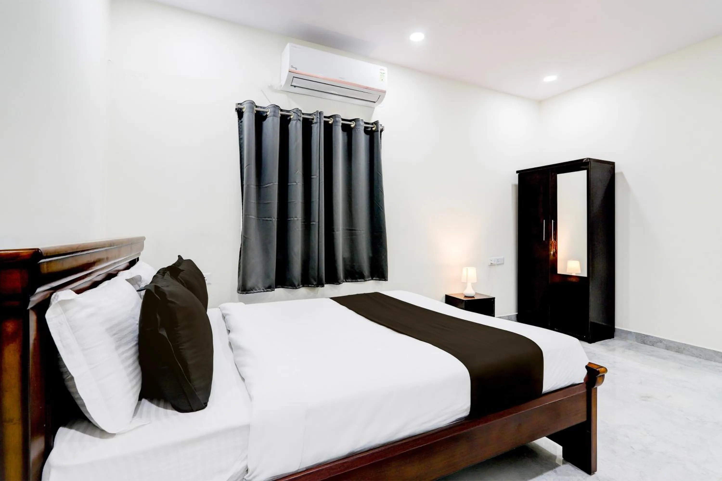 Bedroom, Bed in Super Collection O Vanasthalipuram